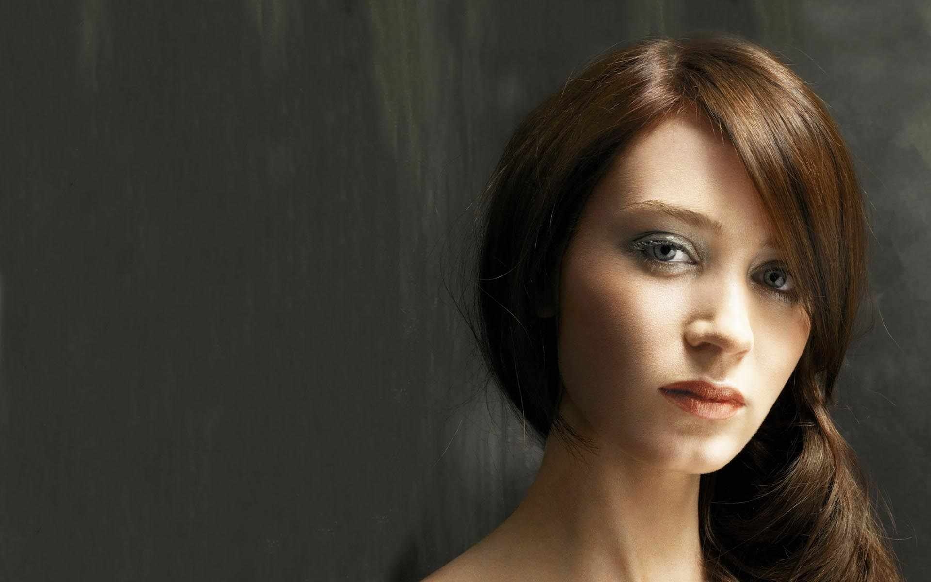 Emily Blunt, 73 wallpaper, Celebrity wallpapers, 1920x1200 HD Desktop