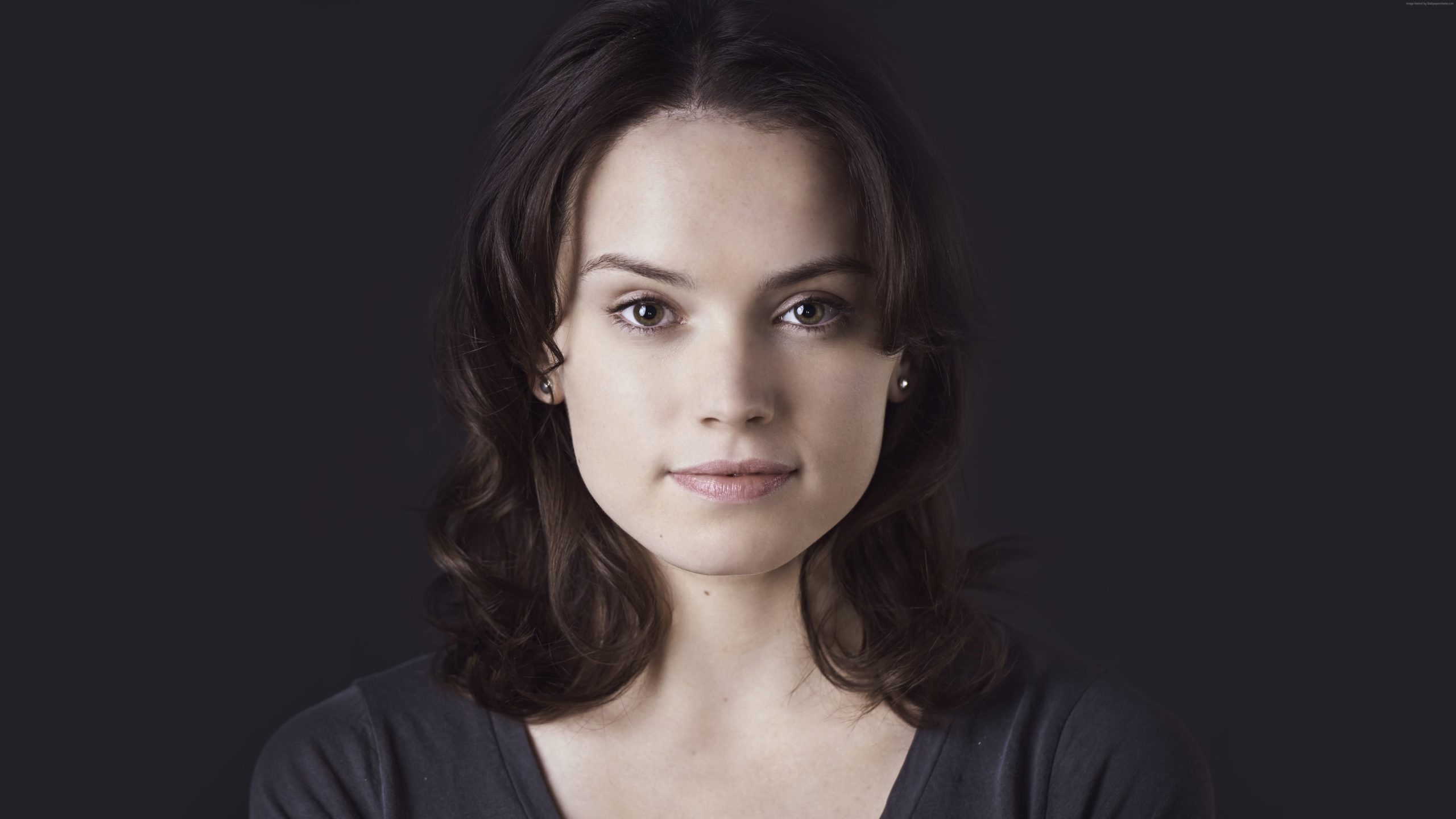 Daisy Ridley, Star Wars, 2560x1440 HD Desktop