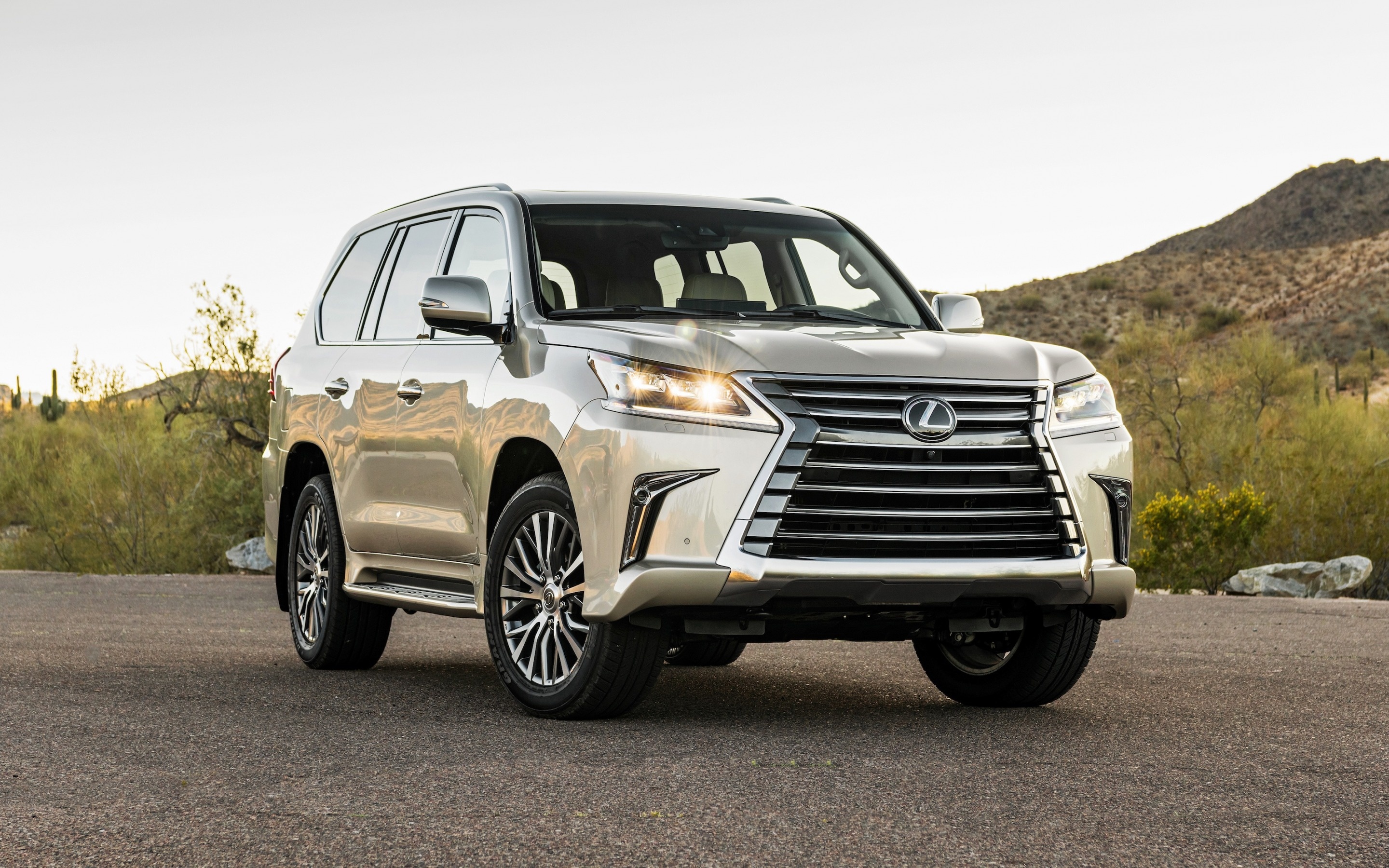 Lexus GX 2018, Front view luxury, Beige exterior, Japanese automotive excellence, 2880x1800 HD Desktop