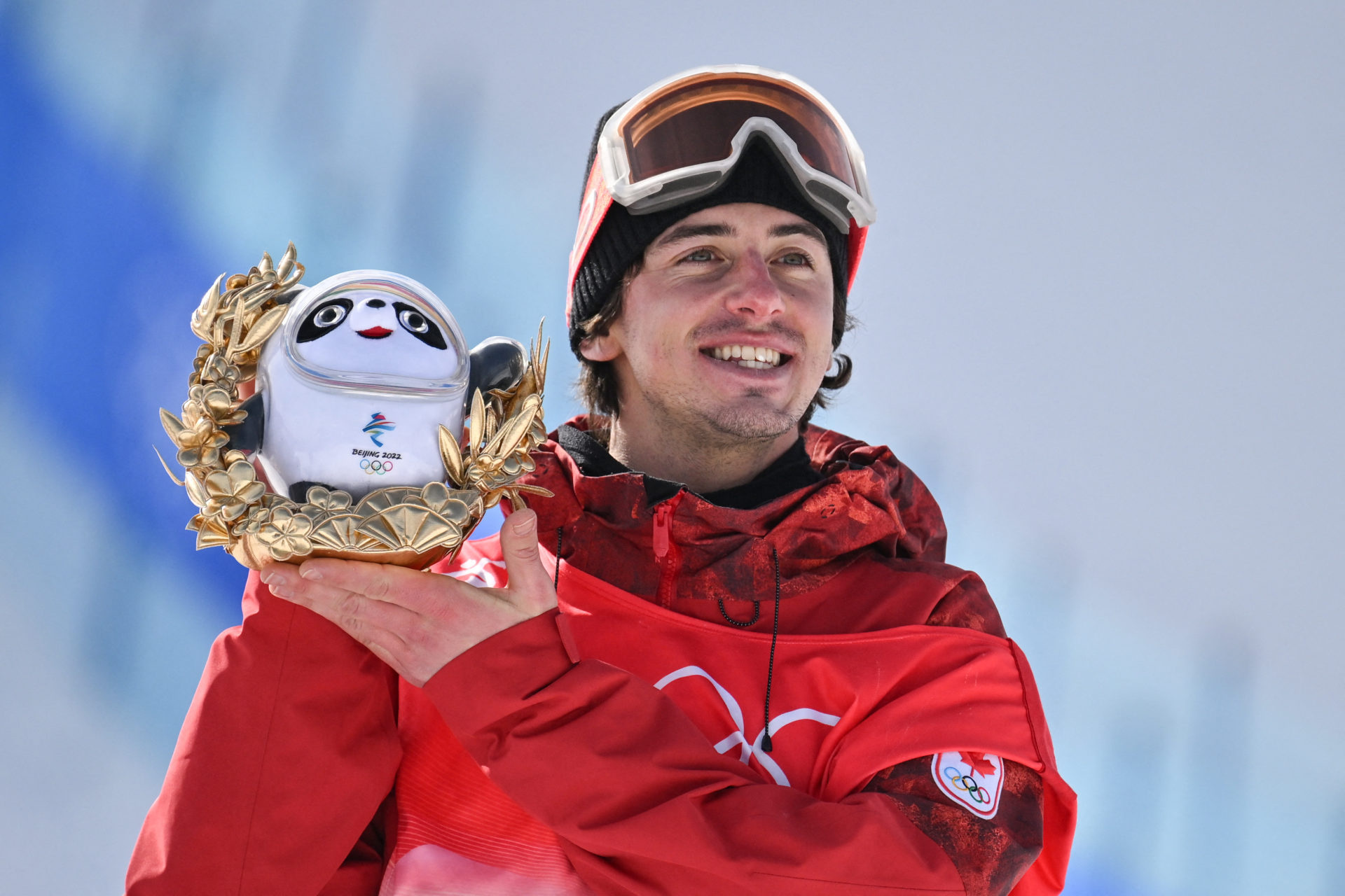 Bing Dwen Dwen, Mark McMorris Wallpaper, 1920x1280 HD Desktop