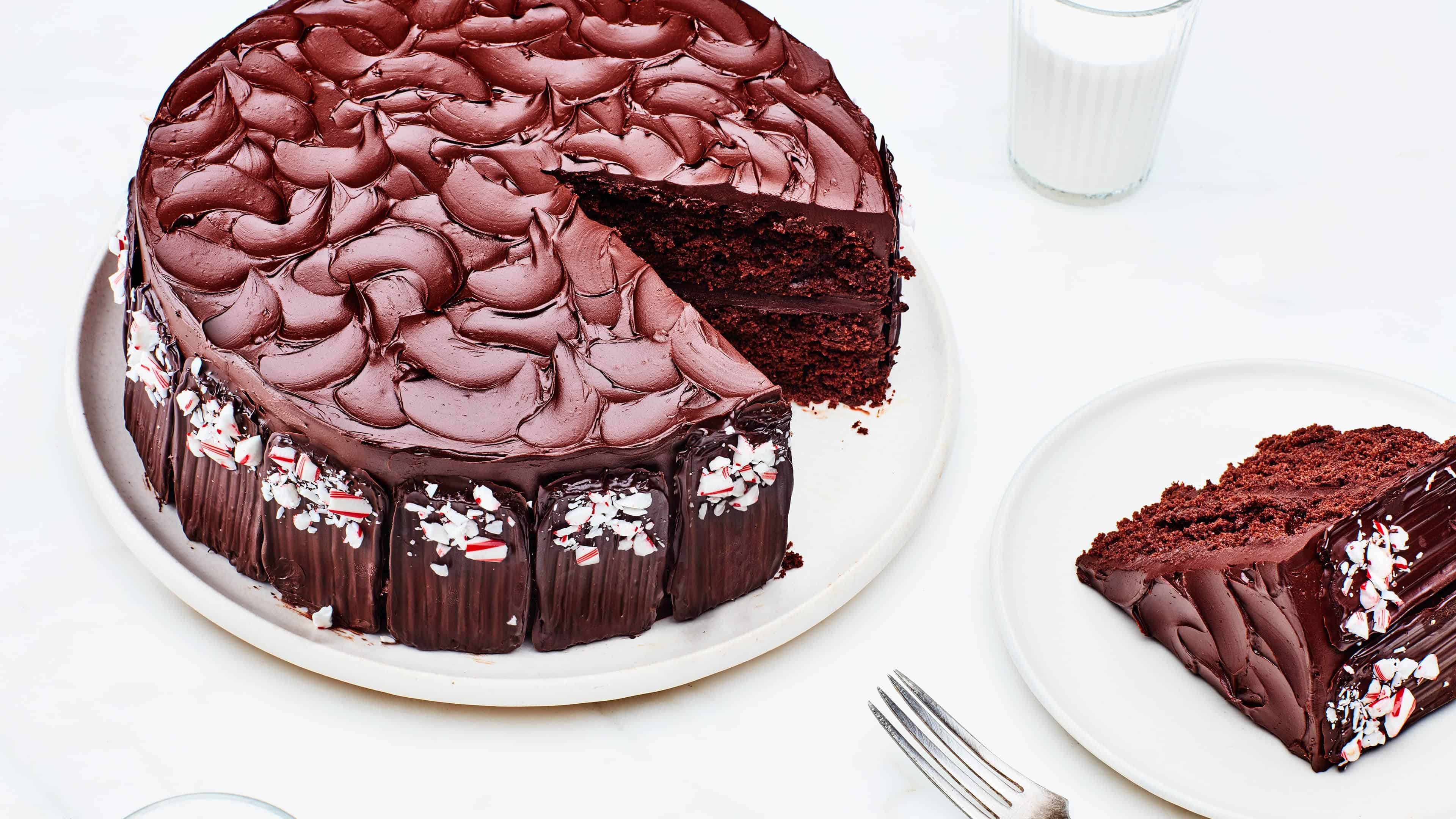 Chocolate cake, Delicious dessert, Indulgent treat, Tempting sweetness, 3840x2160 4K Desktop