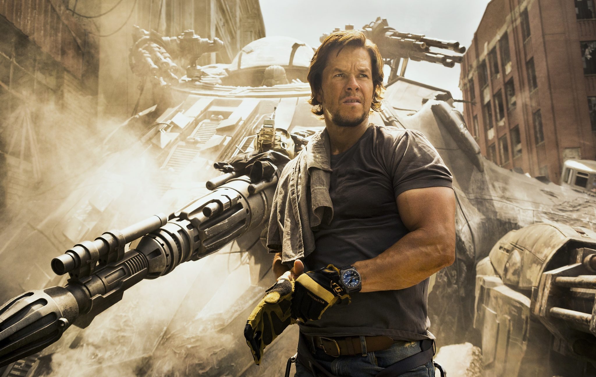 Mark Wahlberg, Transformers, The Last Knight, Movie, 2050x1300 HD Desktop