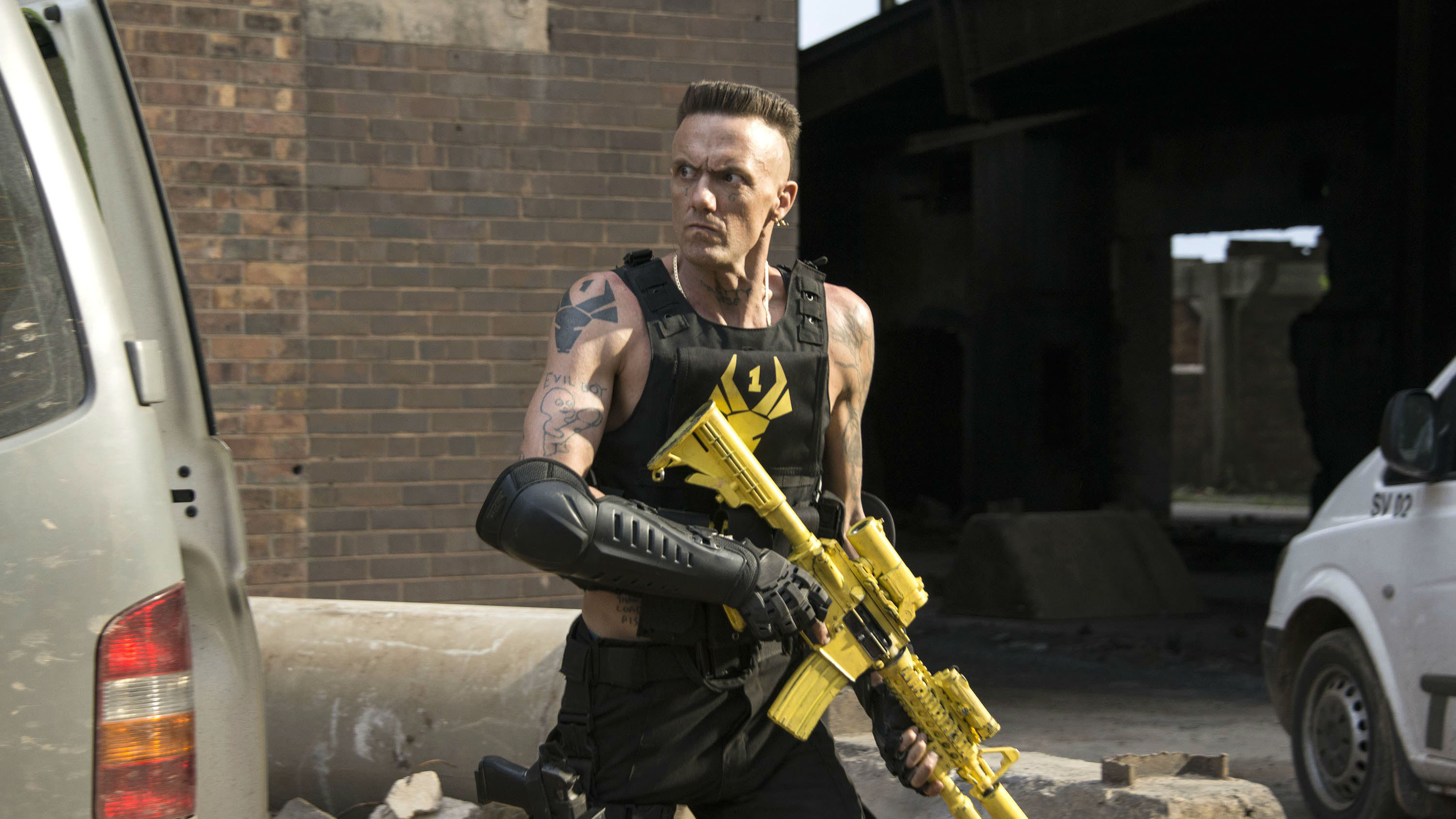 Chappie movie, HD wallpapers, Captivating scenes, 2880x1620 HD Desktop