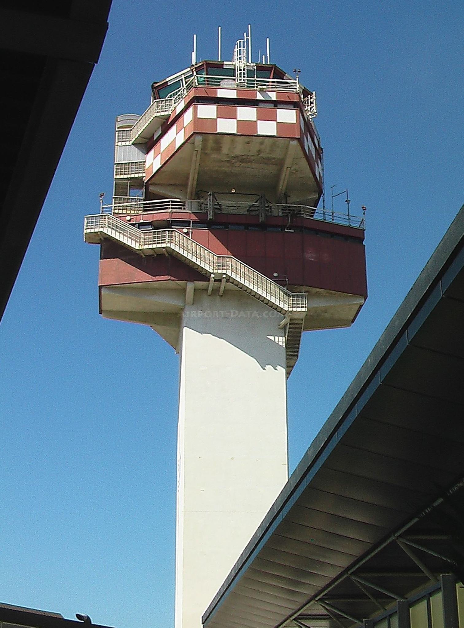 Leonardo da Vinci-Fiumicino Airport, Fiumicino International Airport, Rome, Italy, Airport photo, 1520x2050 HD Phone