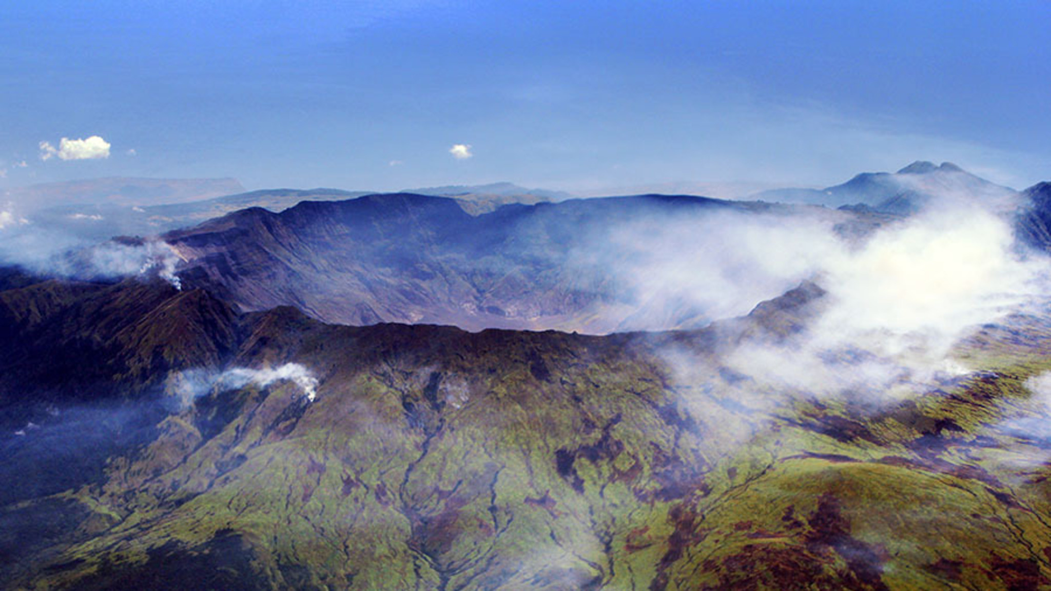 Mount Tambora, Krakatau eruption, Natural wonder, Tambora compared, 2050x1160 HD Desktop