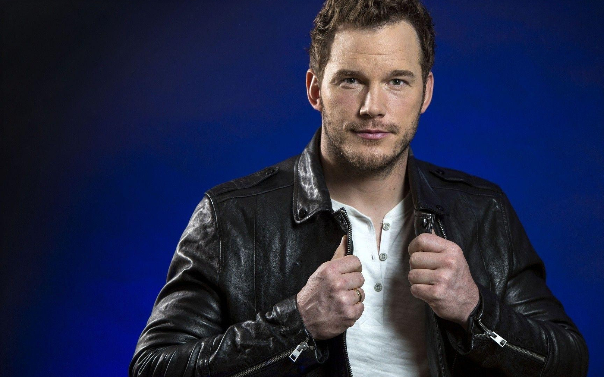 Chris Pratt, Movie star, Iconic roles, Versatile actor, 1920x1200 HD Desktop