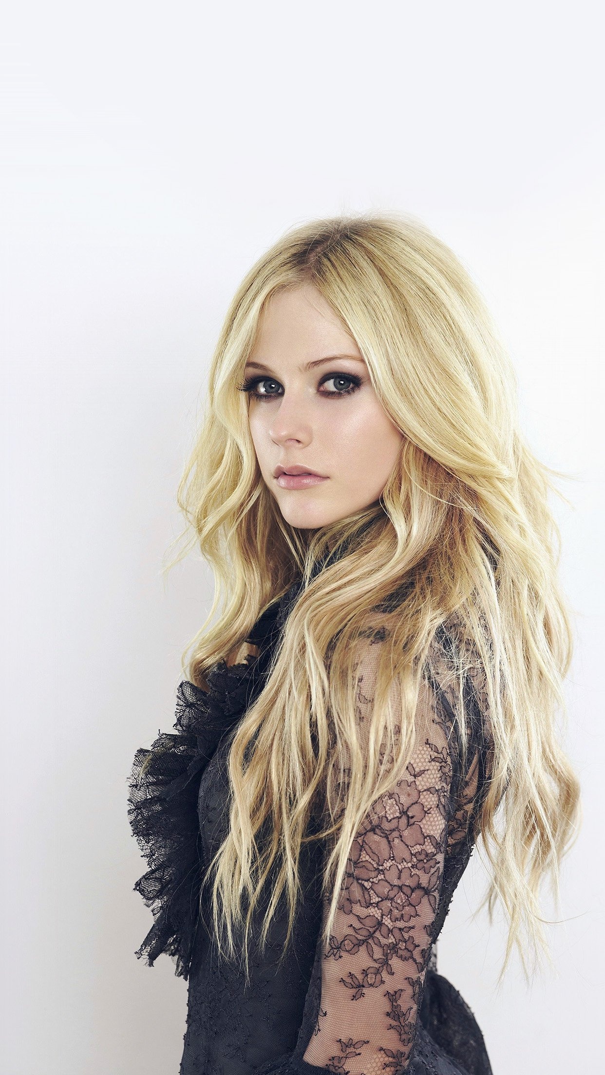 Elle Canada 2006, Avril Lavigne Wallpaper, 1250x2210 HD Phone