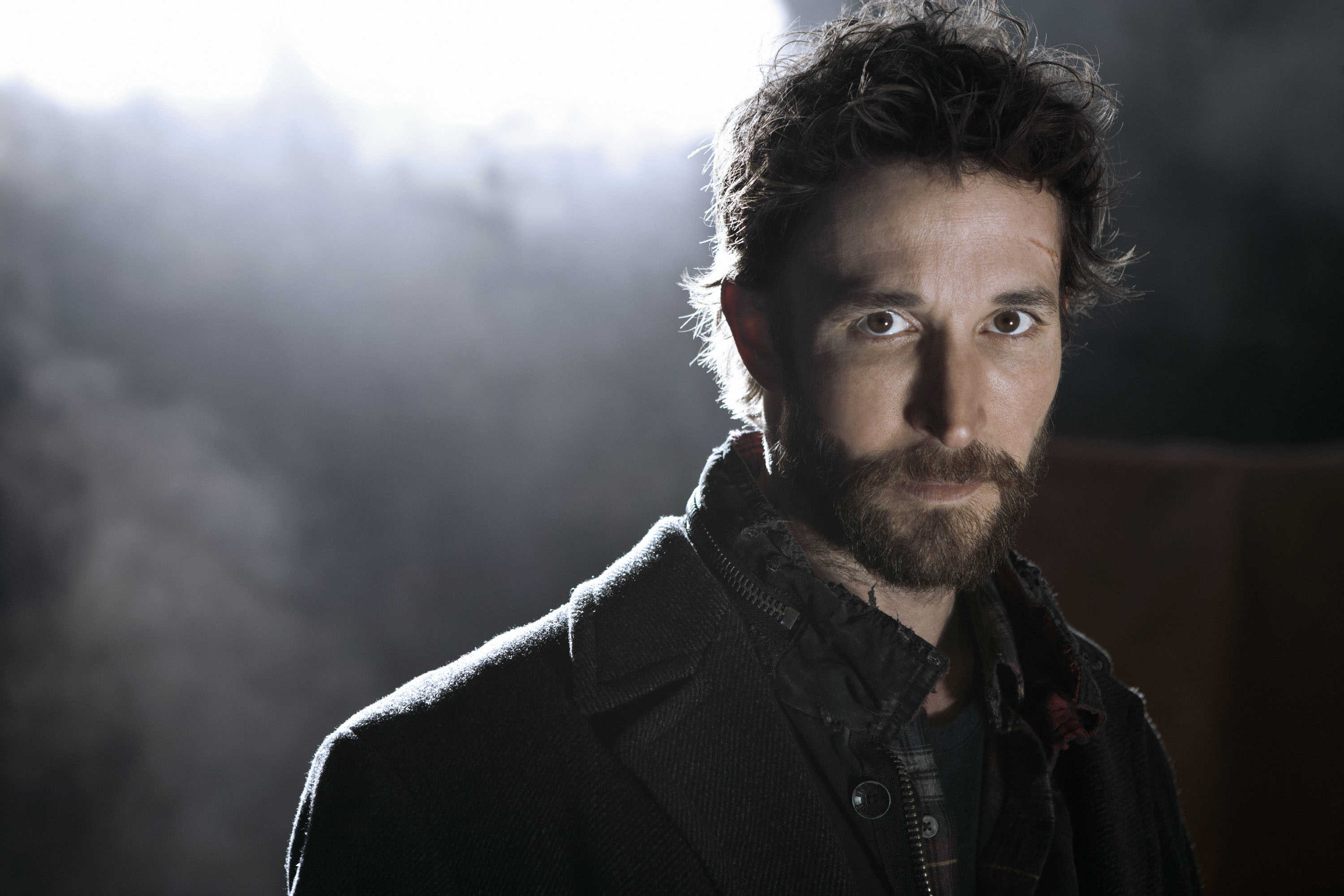 Noah Wyle, TV Shows, Falling Skies, Exclusive interview, 3000x2000 HD Desktop