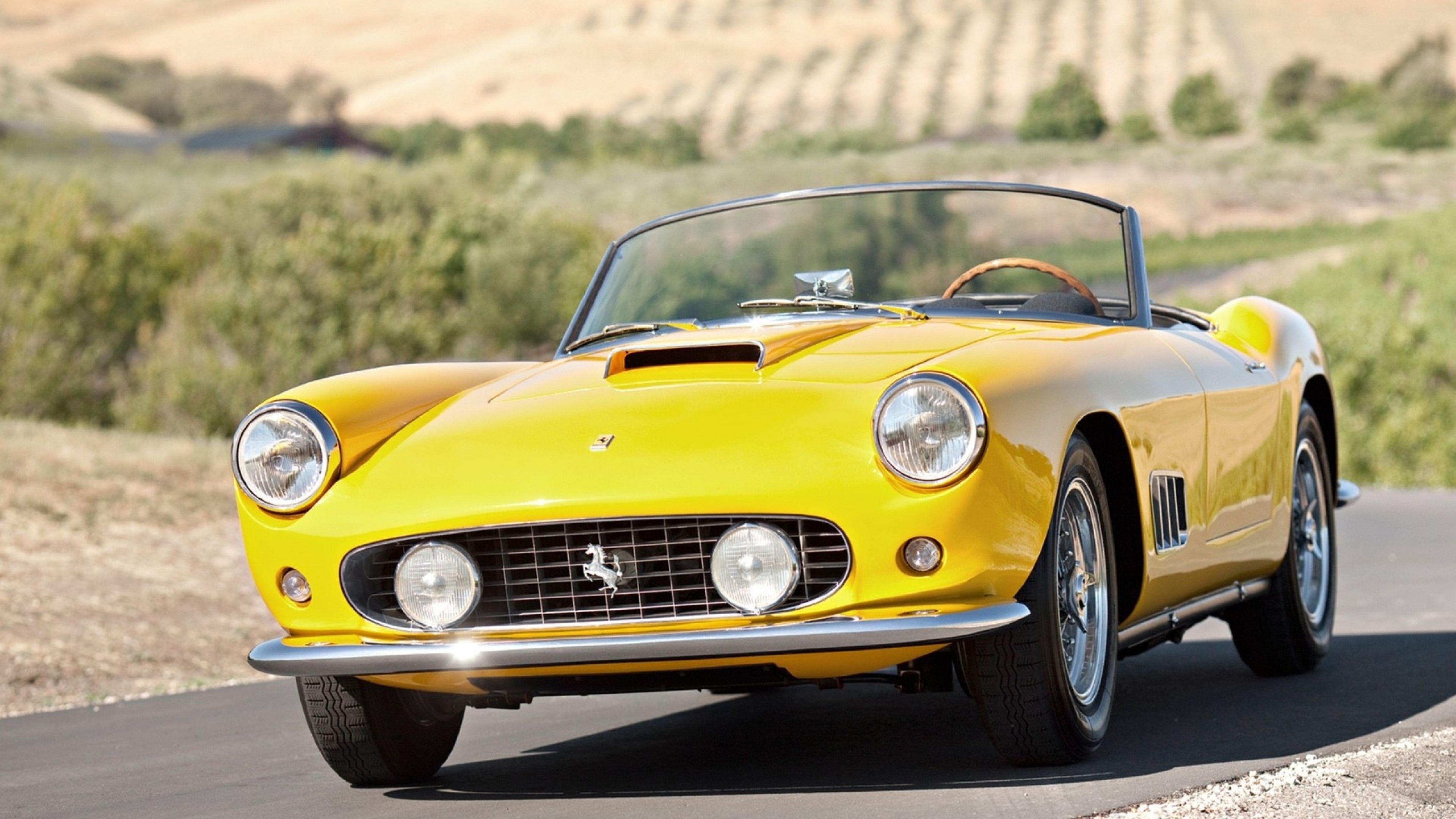 Ferrari California, Vintage Cars Wallpaper, 3840x2160 4K Desktop