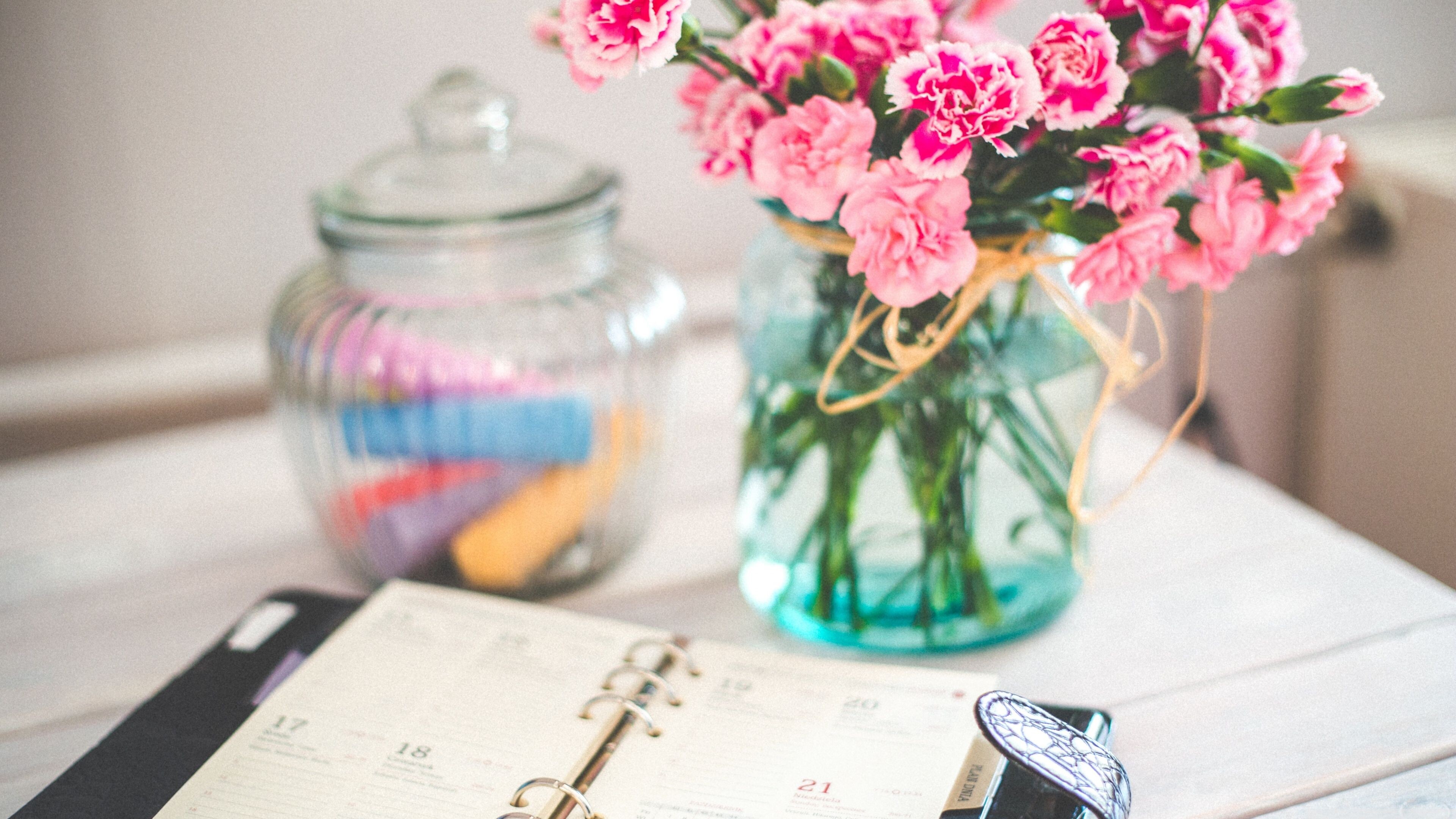 Workspace, Girly Wallpaper, 3840x2160 4K Desktop