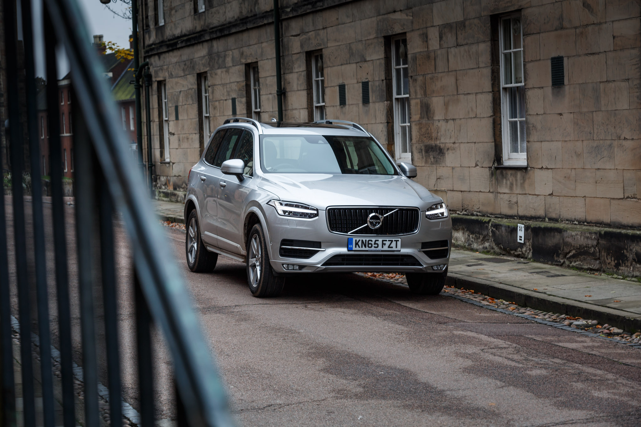 D5 AWD Momentum, Volvo XC90 Wallpaper, 2050x1370 HD Desktop