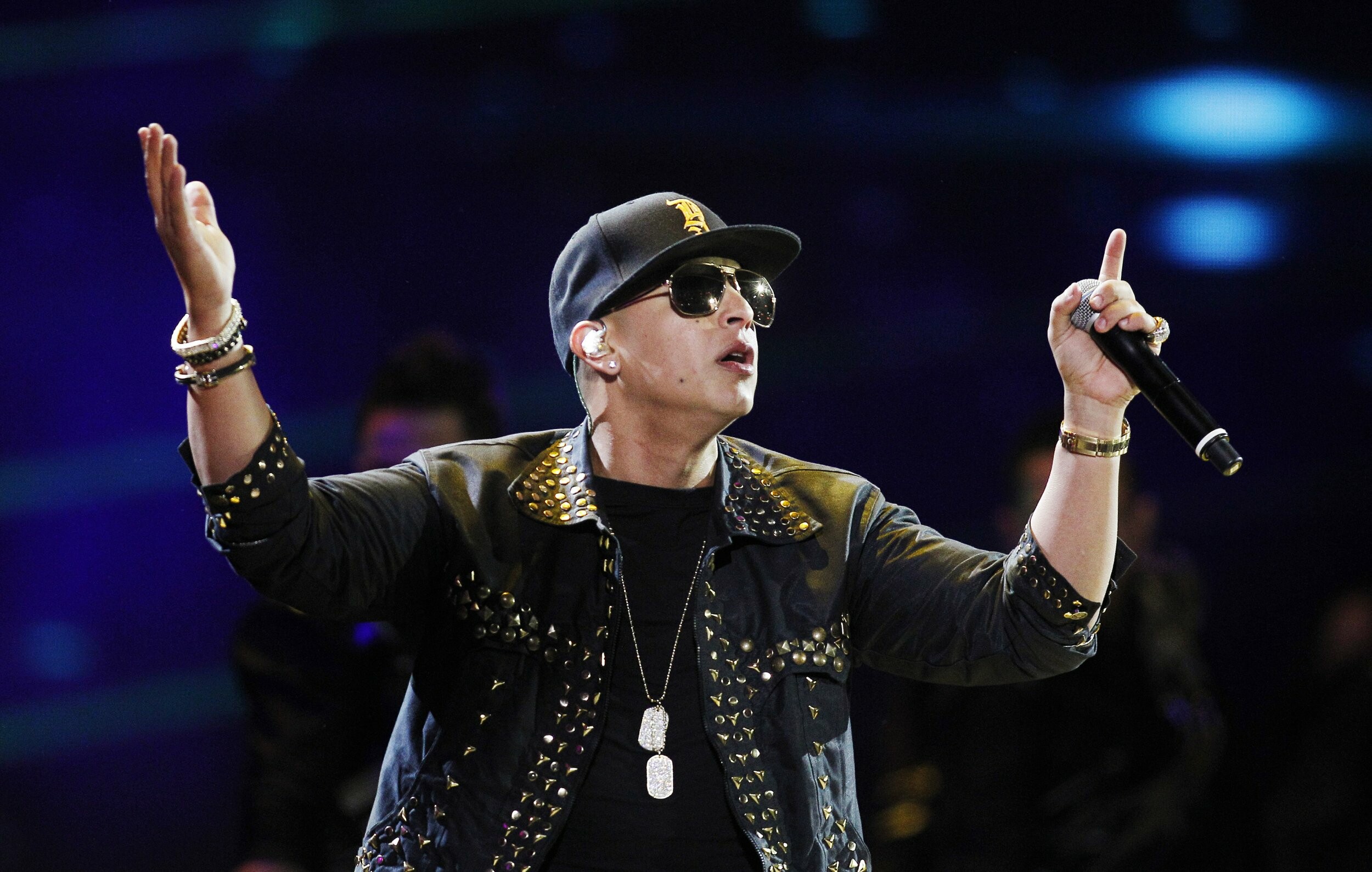 International Song Festival 2013, Daddy Yankee Wallpaper, 2500x1590 HD Desktop