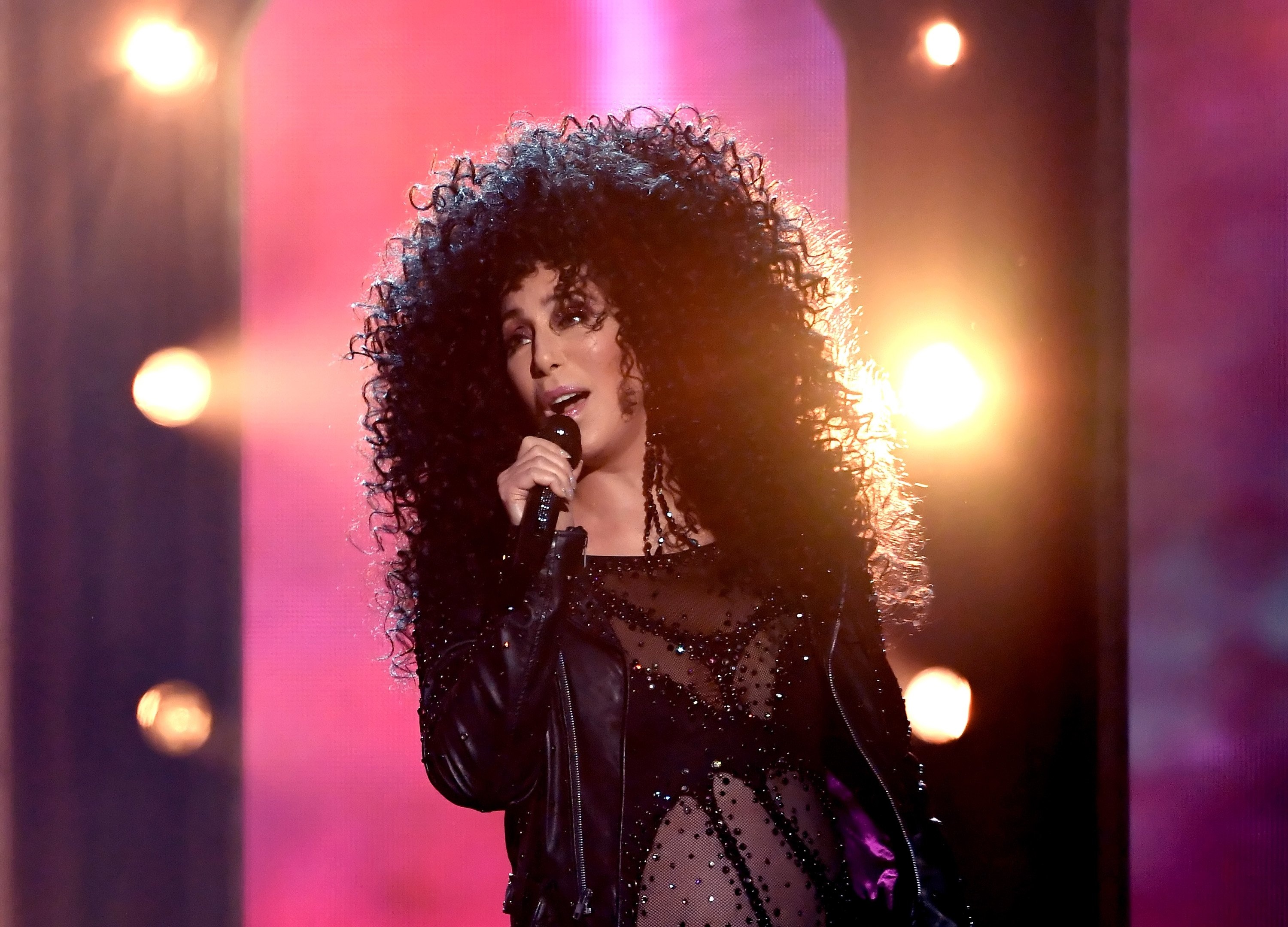 Cher, Ageless beauty, Looking fabulous, CNN interview, 3000x2160 HD Desktop