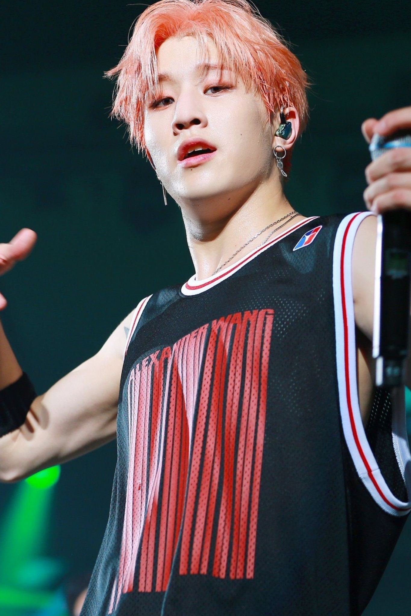 181223 #Jinjin ~ #Astro | Cantantes coreanos, Cantantes, Bailarinas 1370x2050