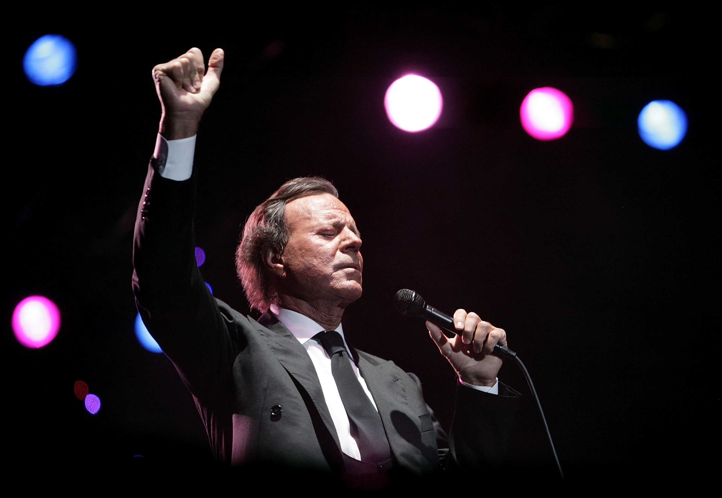 Julio Iglesias, Donald Trump, Casinos, Fortune, 3000x2070 HD Desktop