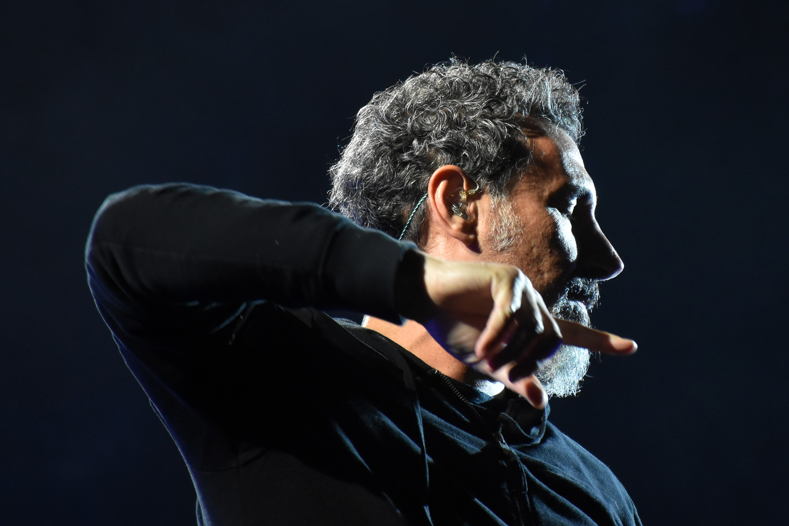 Serj Tankian, Music score for disaster film, Artistic versatility, Serious rock music, 3000x2000 HD Desktop