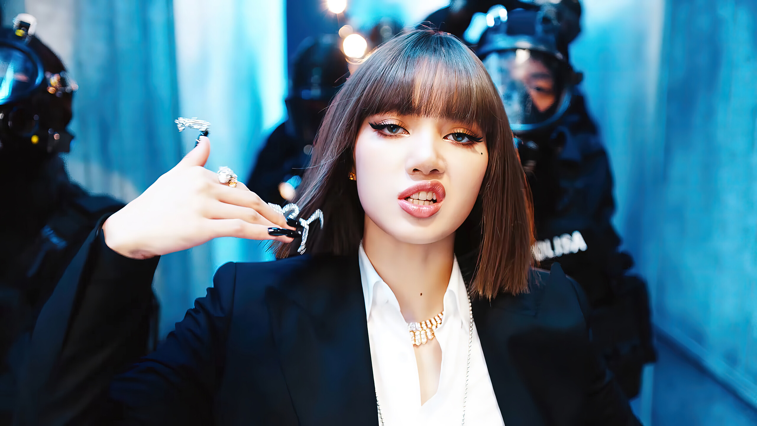Lalisa, Lisa (Blackpink) Wallpaper, 2560x1440 HD Desktop