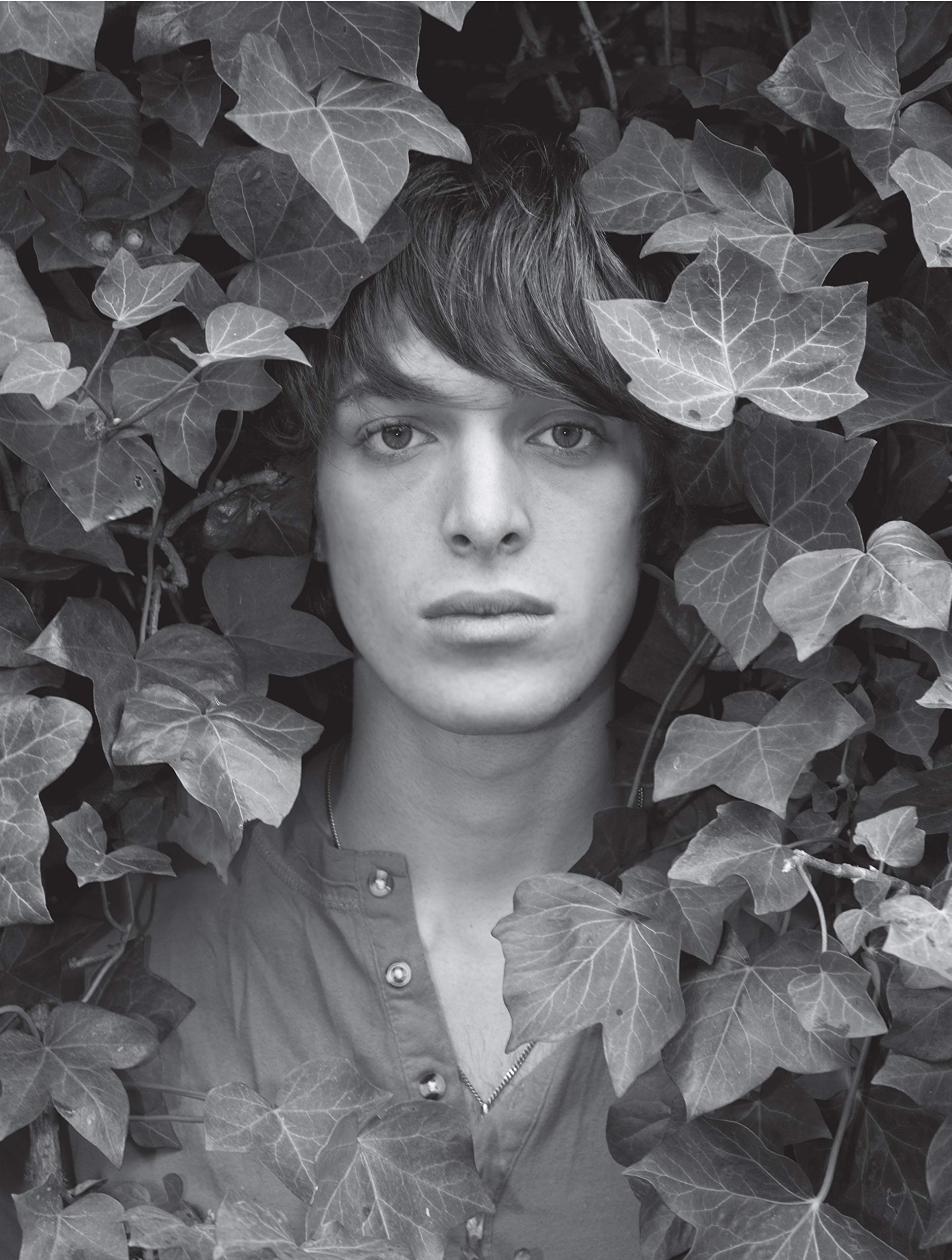 Paolo Nutini, Soulful melodies, Classic hits, Emotional lyrics, 1940x2560 HD Phone