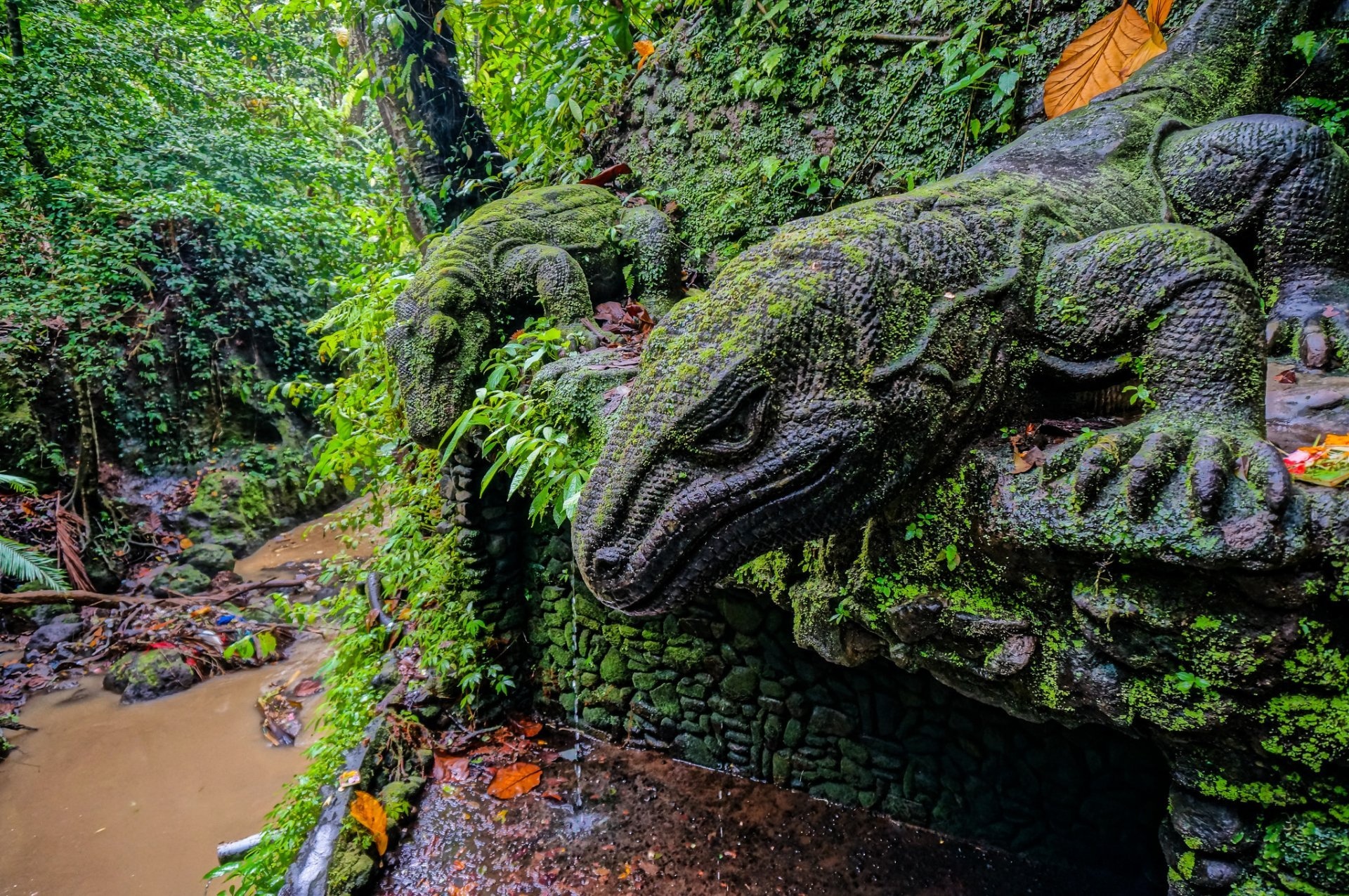 Komodo Island, Dragon statues wallpaper, High definition, Download, 1920x1280 HD Desktop