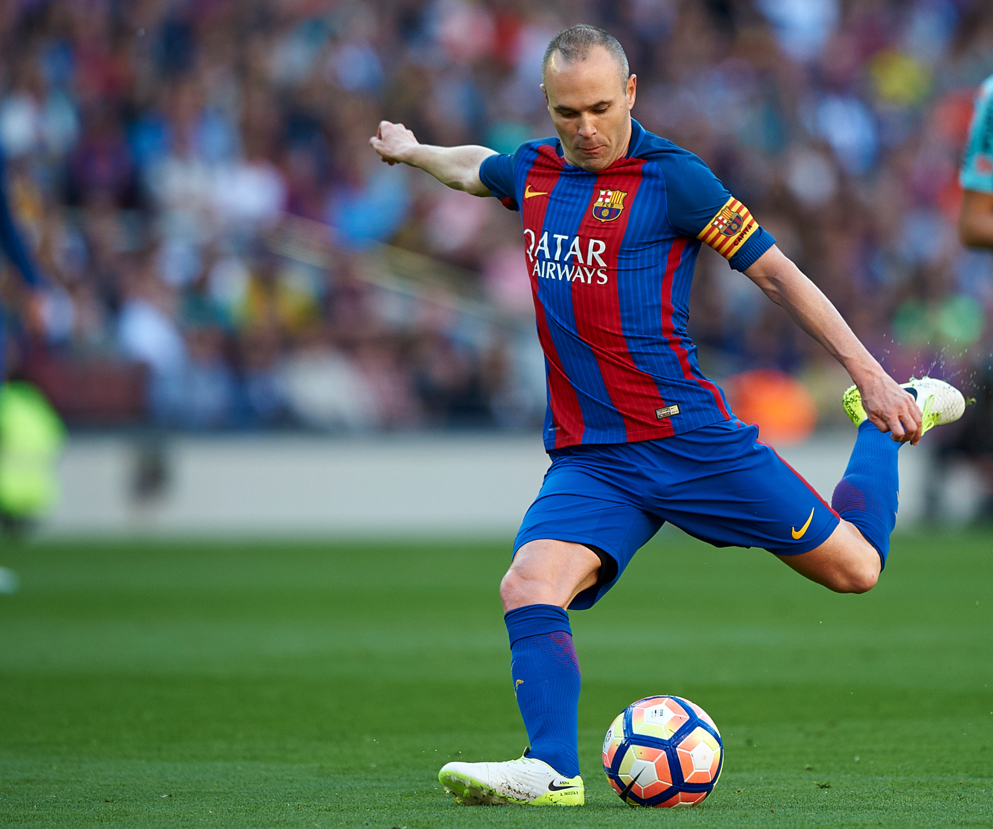 Andres Iniesta, HD wallpaper, 2000x1680 HD Desktop