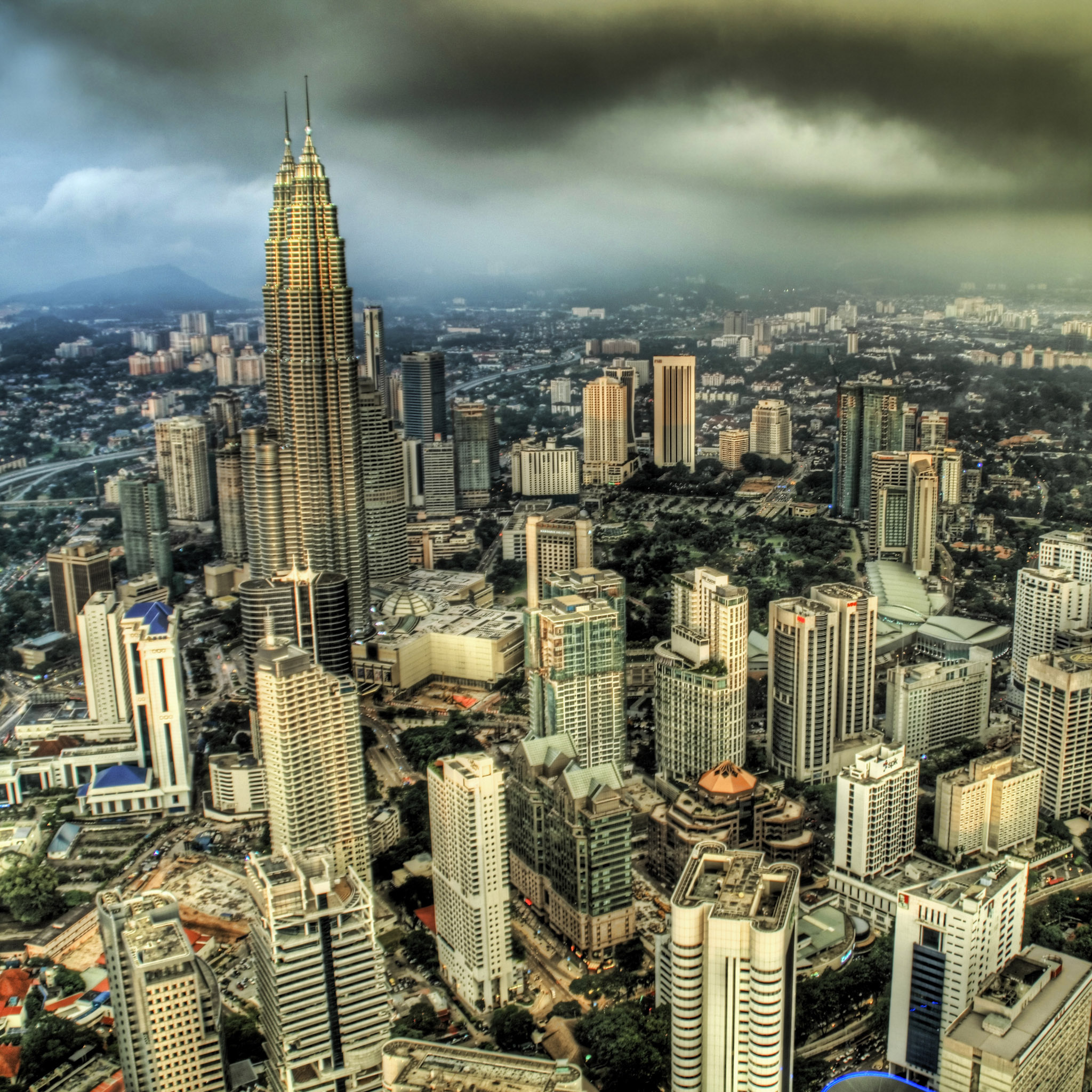 Kuala Lumpur, Summer storm, iPad wallpaper, 2050x2050 HD Phone