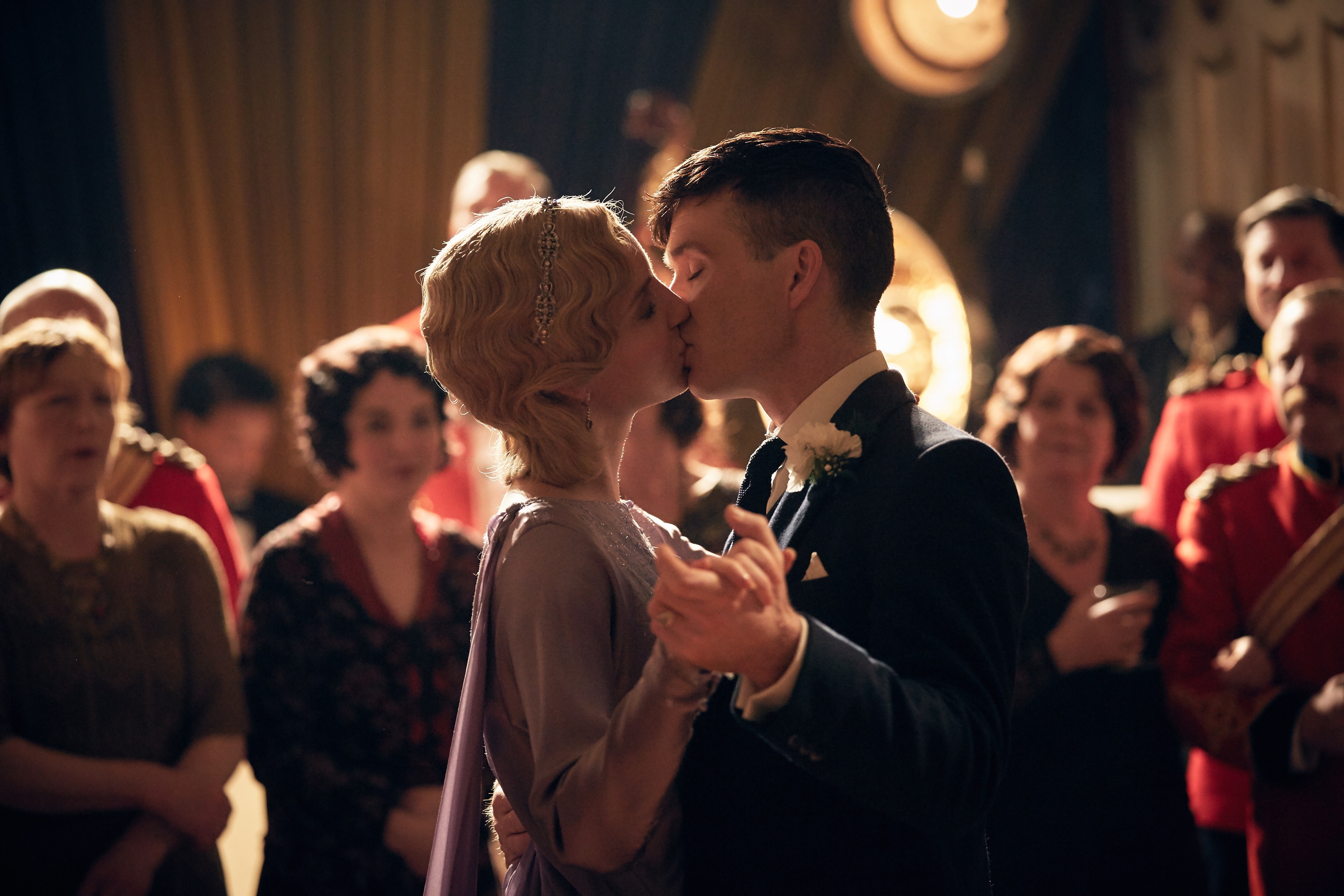 Grace Burgess, Thomas Shelby, Warmly lit ballroom, Blurred wedding crowd, Arrow House, 4K Desktop wallpaper