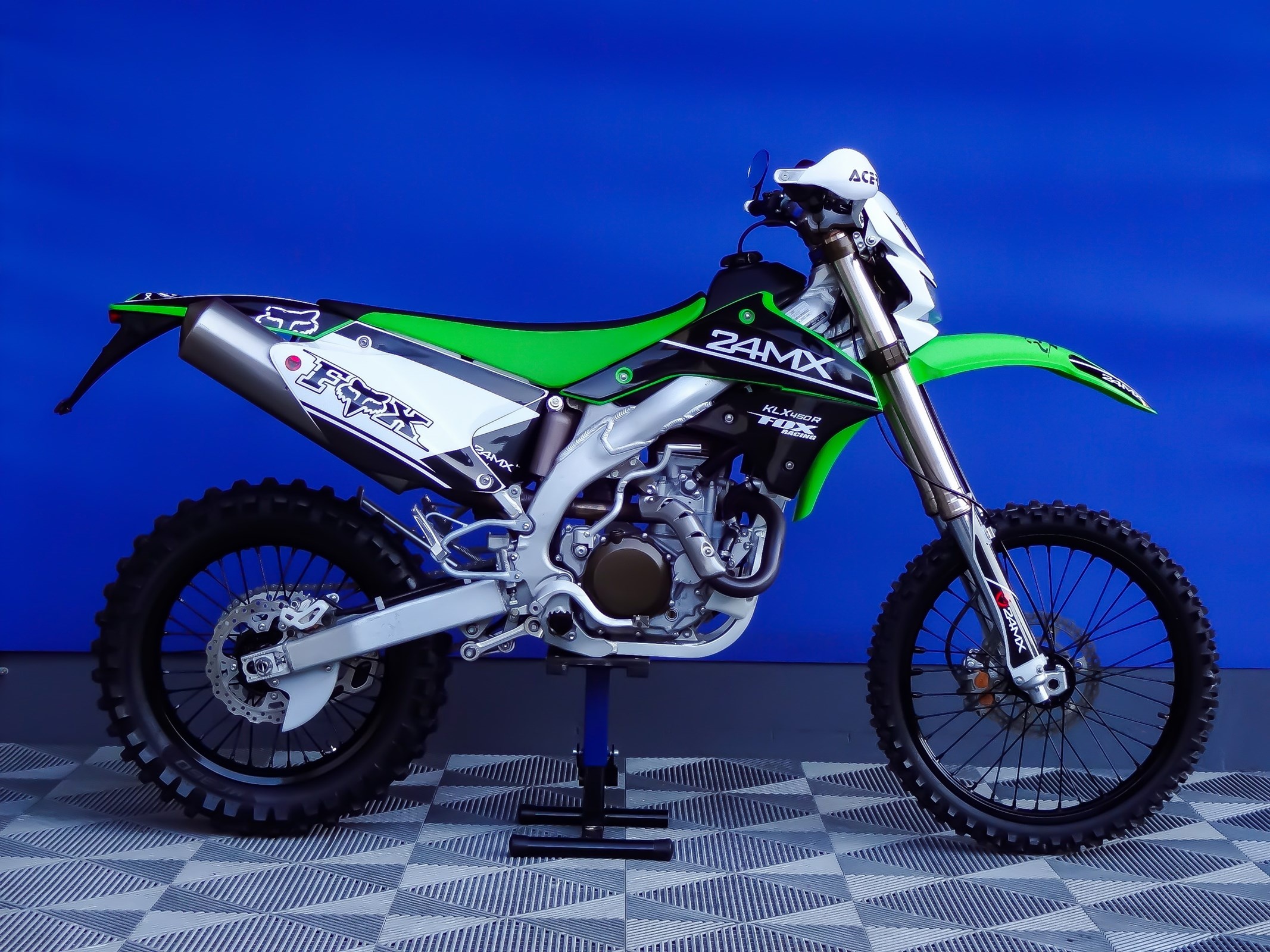 Kawasaki KLX450R, Auto adventure, Benzin bikes, 8400 km, 2140x1600 HD Desktop