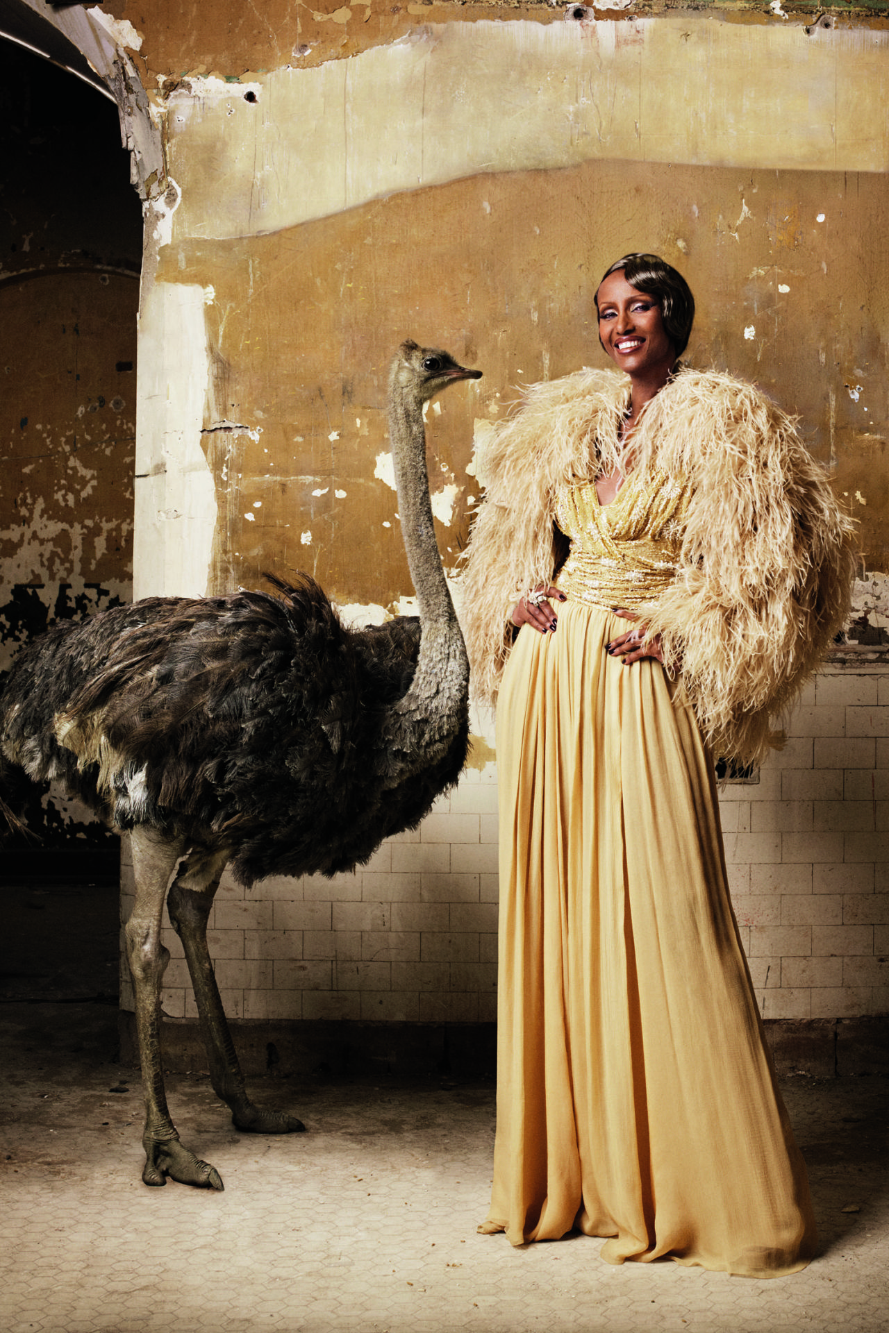 Iman, Supermodel photoshoot, Fashion icon, Photoshoot superstar, 1280x1920 HD Phone