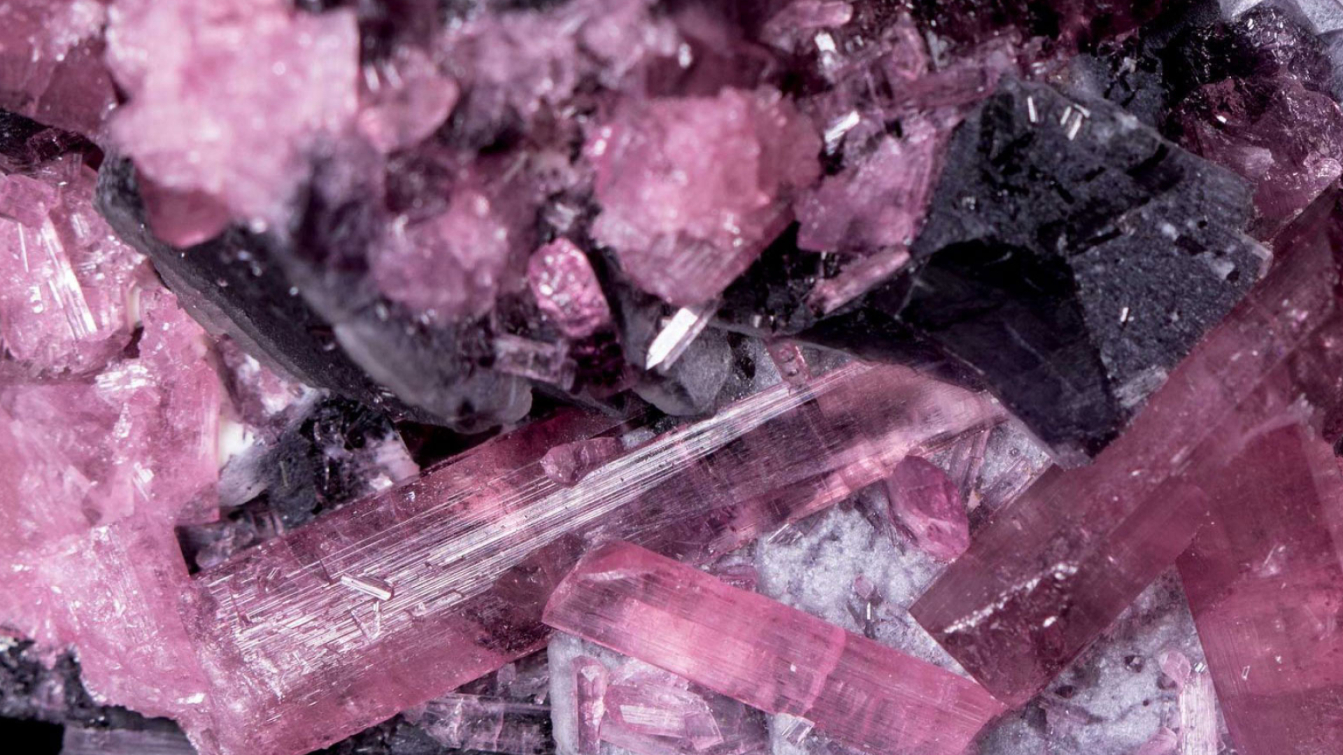 Tourmaline, Vibrant colors, Crystal formations, Gemstone beauty, 1920x1080 Full HD Desktop