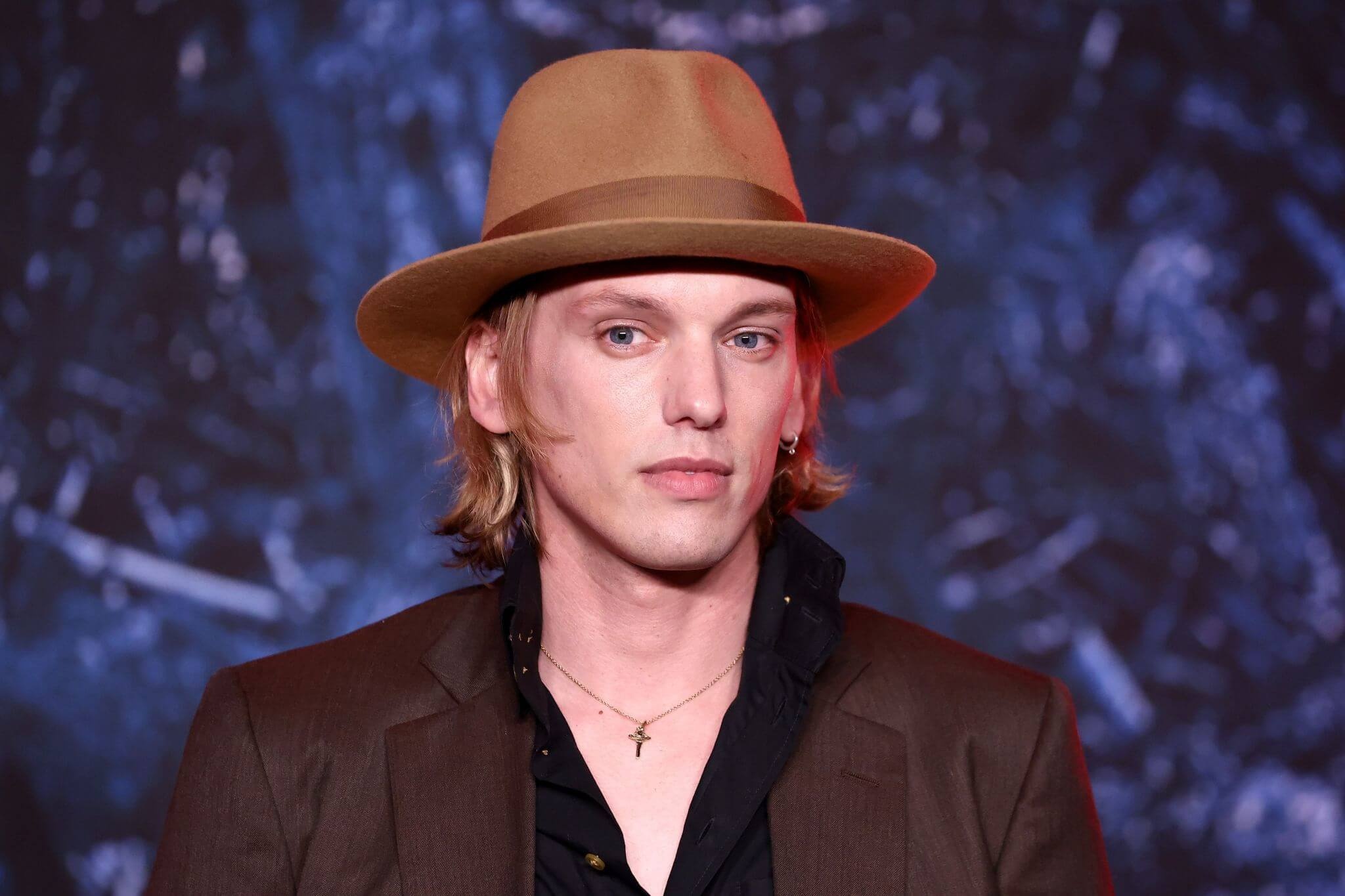 Jamie Bower, Stranger Things, Actor, Netflix, 2050x1370 HD Desktop