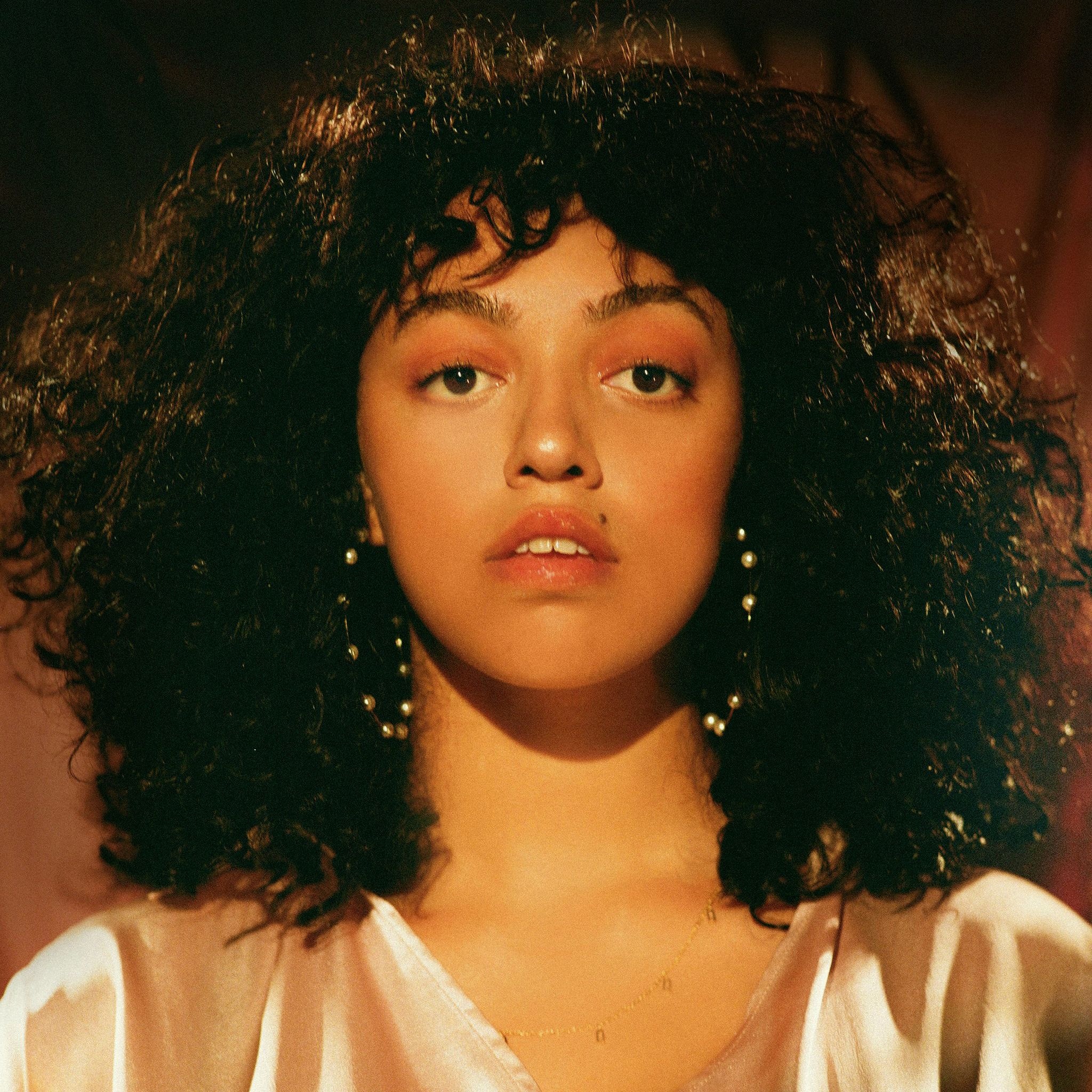 Mahalia Burkmar, Ella Mai friendship, Debut album, Kendrick Lamar, 2050x2050 HD Phone