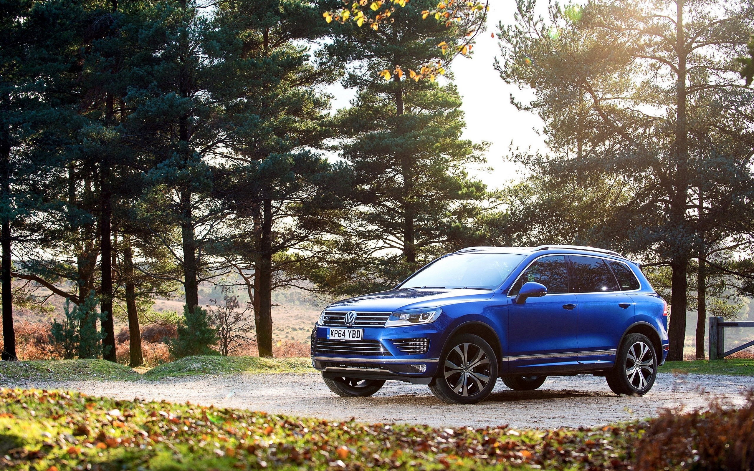 Volkswagen Touareg, Iconic design, Powerful beast, Automotive masterpiece, 2560x1600 HD Desktop