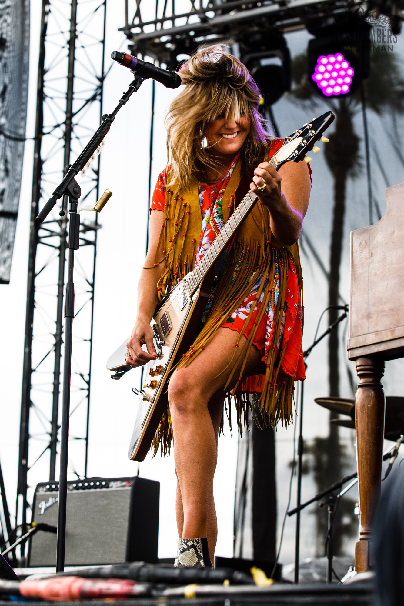 Grace Potter, Original soul, Concert photos, 1340x2000 HD Phone