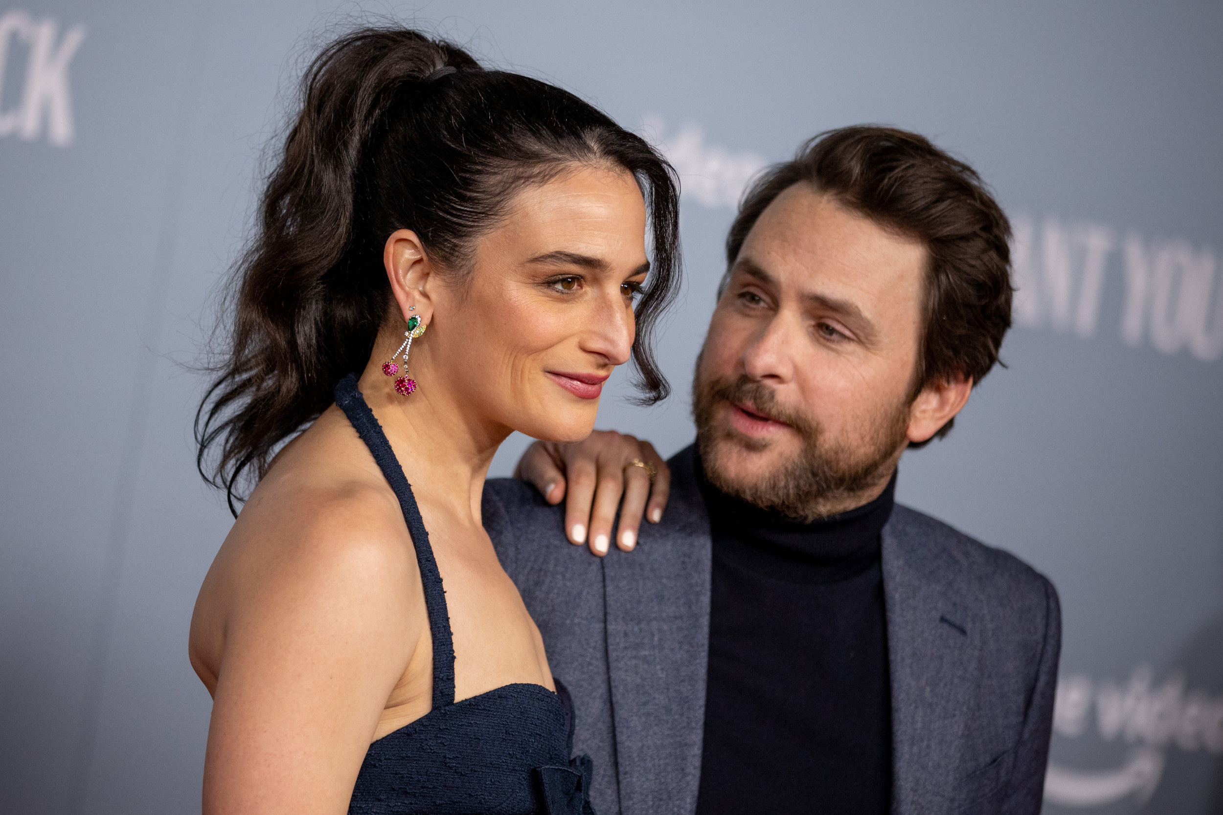 Jenny Slate, Charlie Day, Drunk acting, I Want You Back movie, 2500x1670 HD Desktop