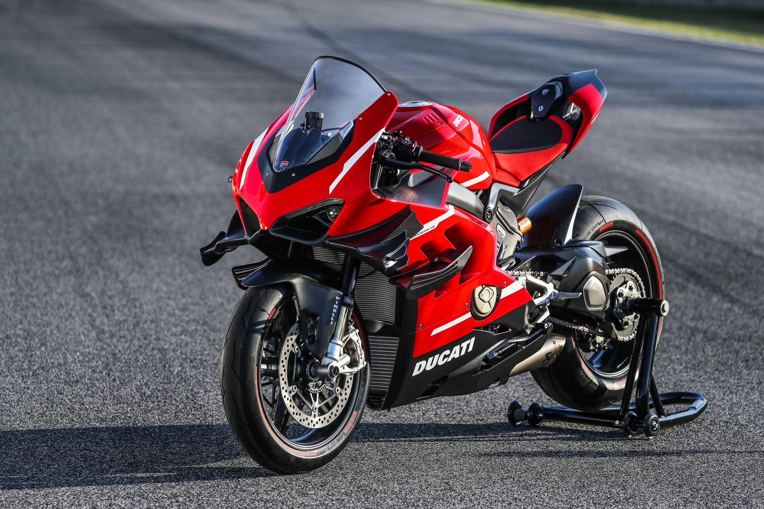 Panigale Series, Ducati Superleggera V4 Wallpaper, 2560x1710 HD Desktop