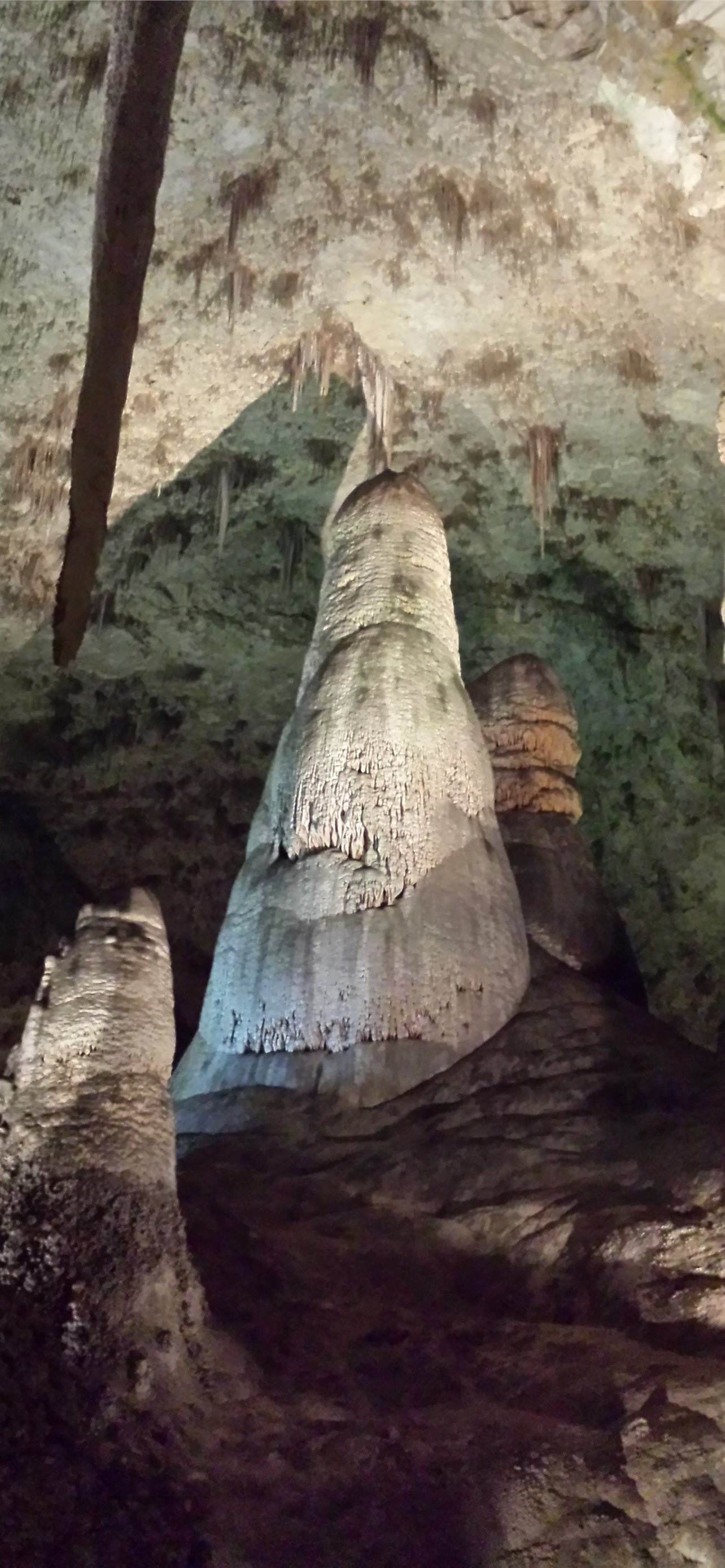 Carlsbad Caverns, National Park, iPhone wallpapers, Travels, 1290x2780 HD Phone