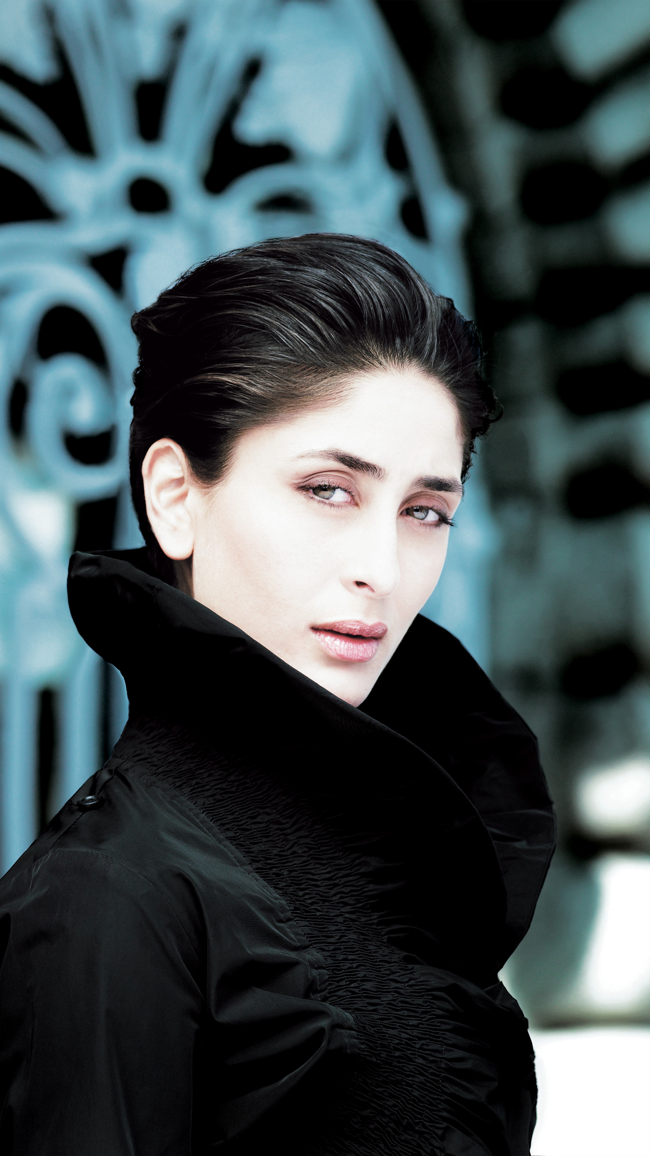 Kareena Kapoor Photoshoot, 4K Ultra HD, Mobile wallpaper, 2160x3840 4K Phone