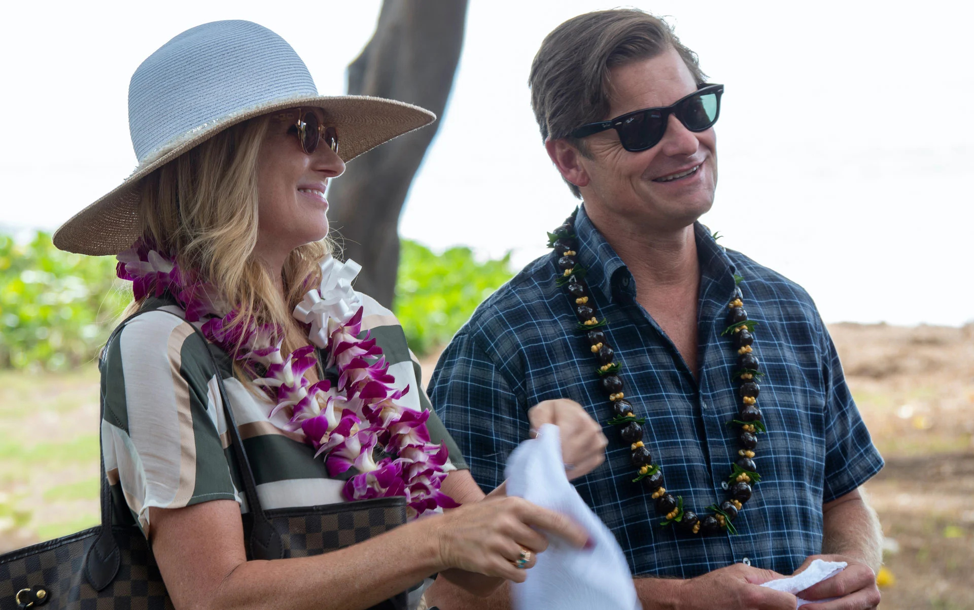 Steve Zahn (Movies), The White Lotus review, Mesmerizing critique, American dream, 1920x1210 HD Desktop