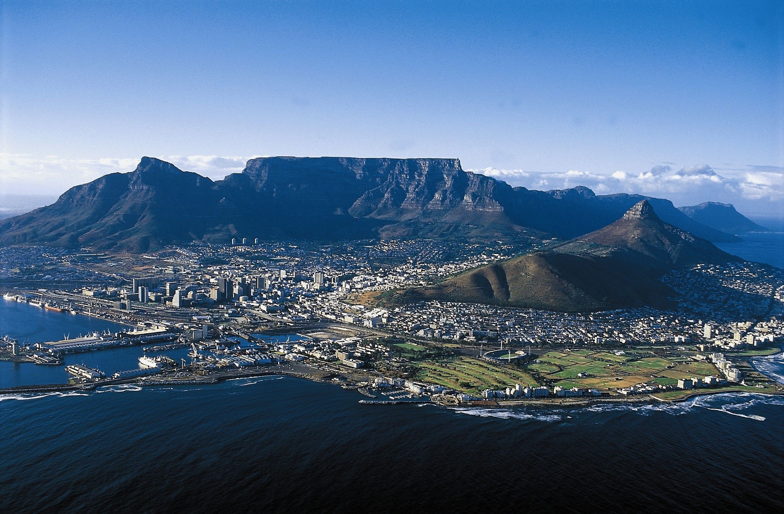 Table Mountain, Travels, Famous landmark, Cape Town, 2500x1640 HD Desktop