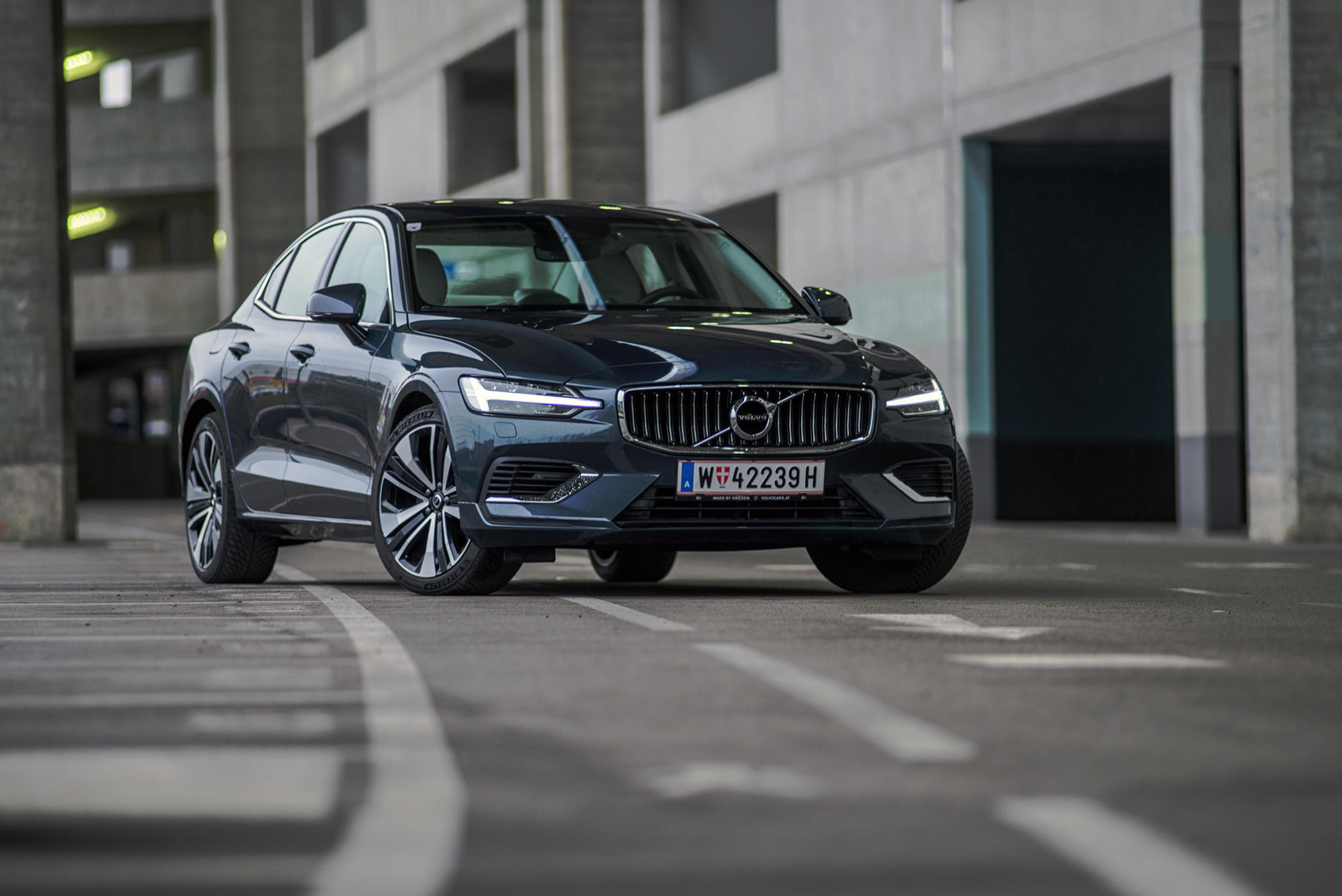 T8 Twin Engine, Volvo S60 Wallpaper, 2000x1340 HD Desktop