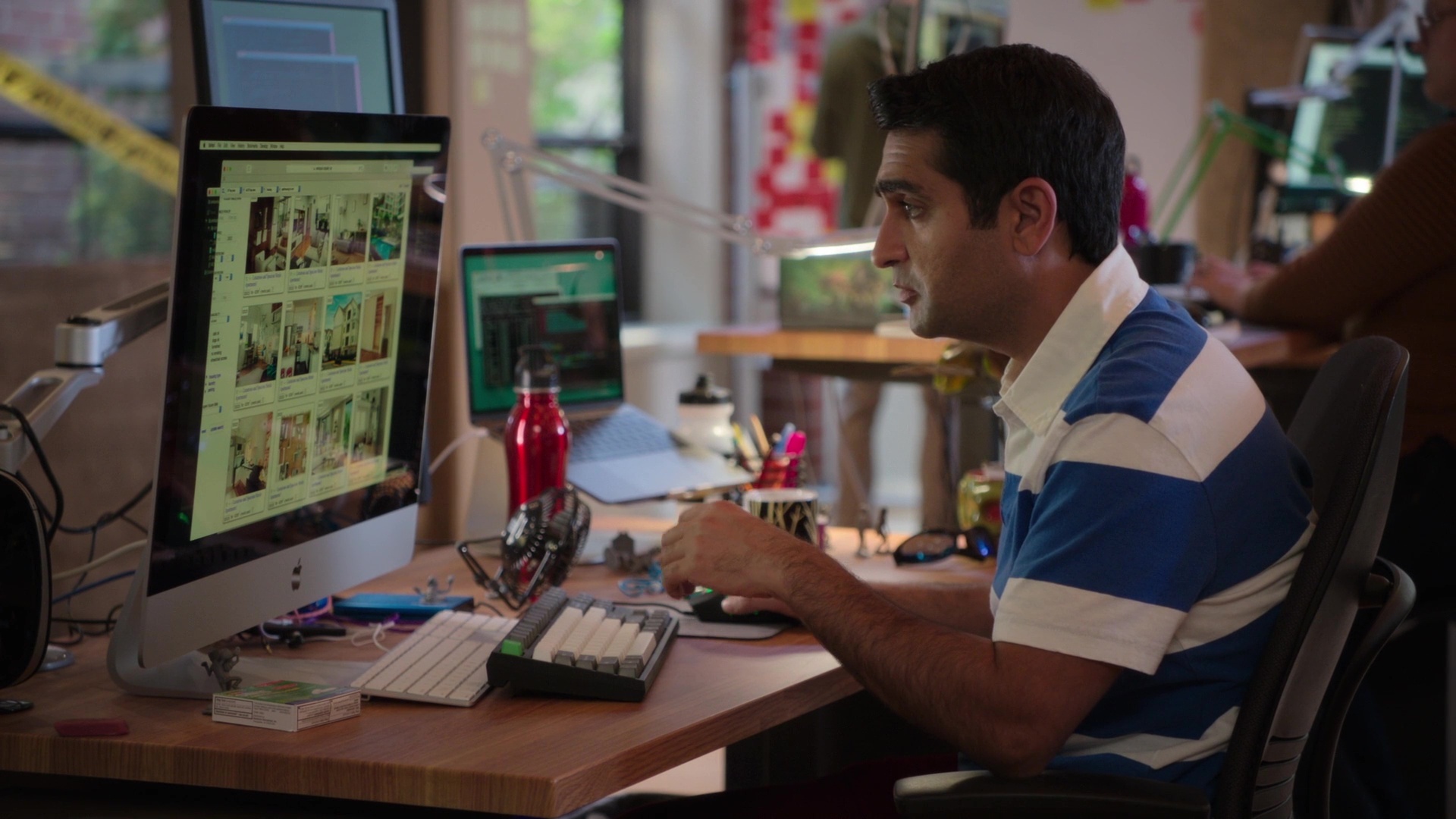 Kumail Nanjiani, Apple iMac, Dinesh, Silicon Valley, COO, 1920x1080 Full HD Desktop