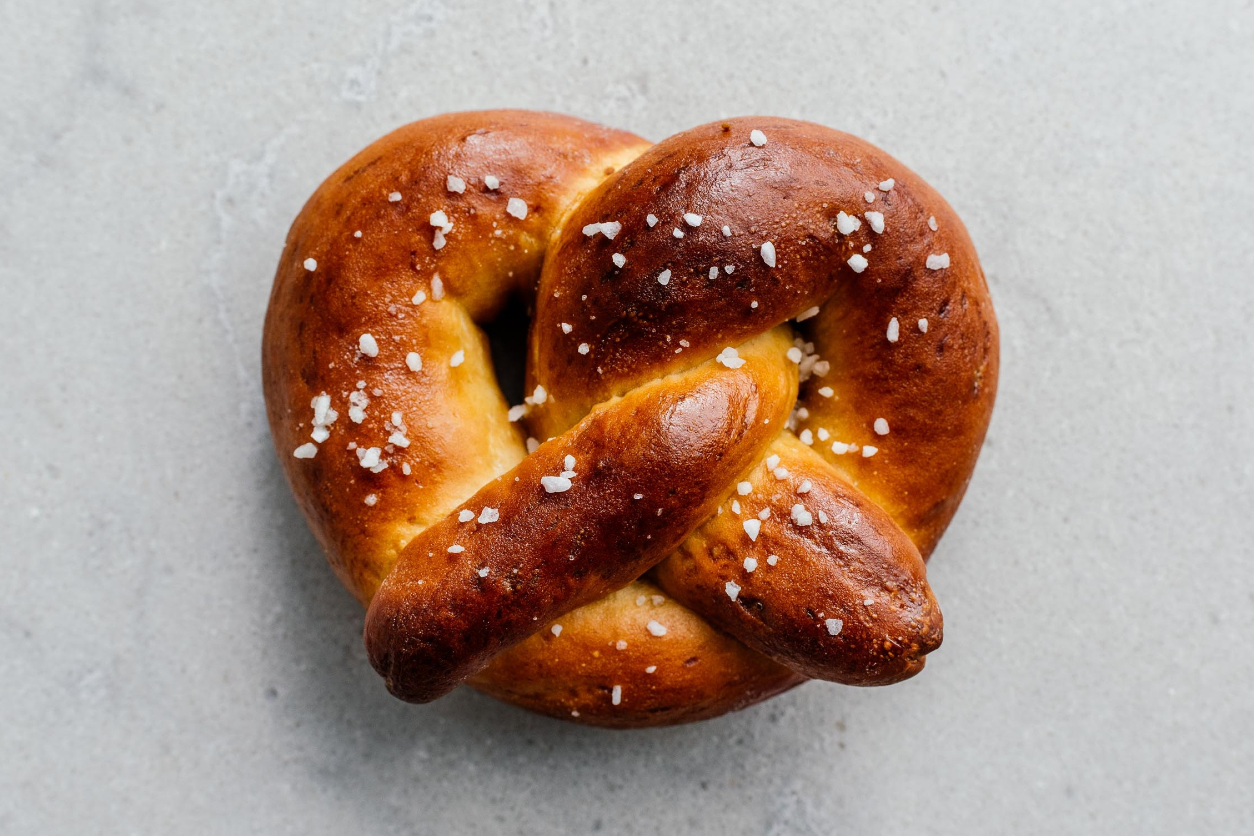 Pretzel, I am a food blog, Food, 2500x1670 HD Desktop