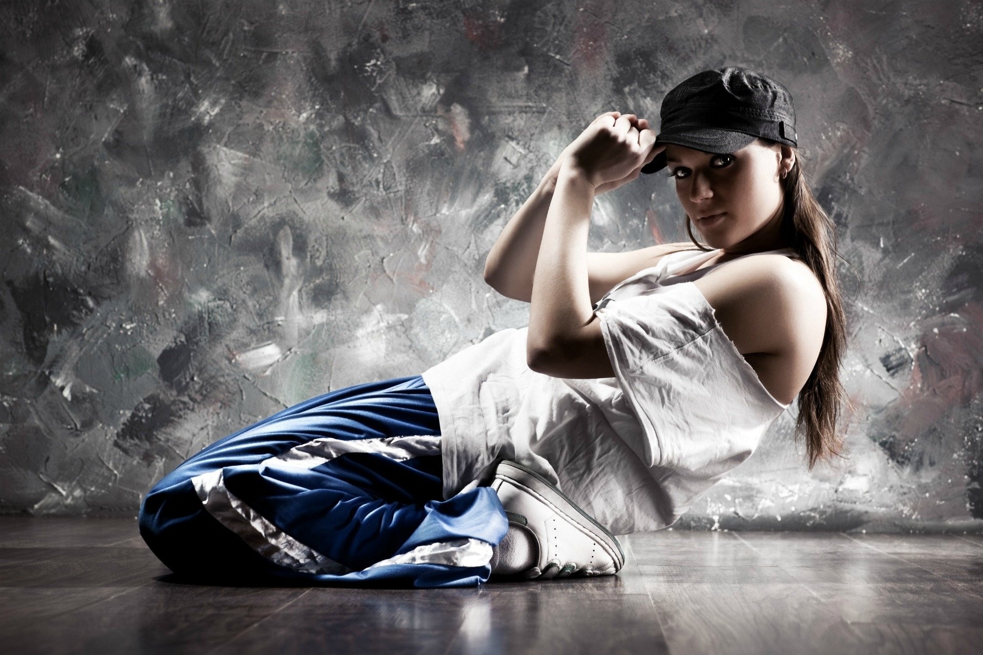 Hip-hop Dance, Dance wallpapers, Artistic backgrounds, Energetic movements, 1920x1280 HD Desktop