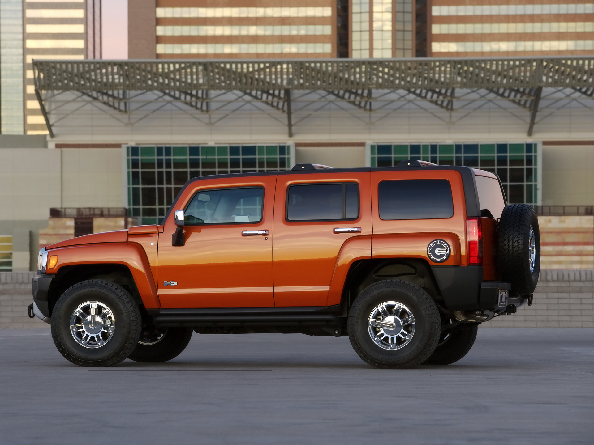 Hummer H3, Rugged design, Off-road adventure, Powerful performance, 1920x1440 HD Desktop