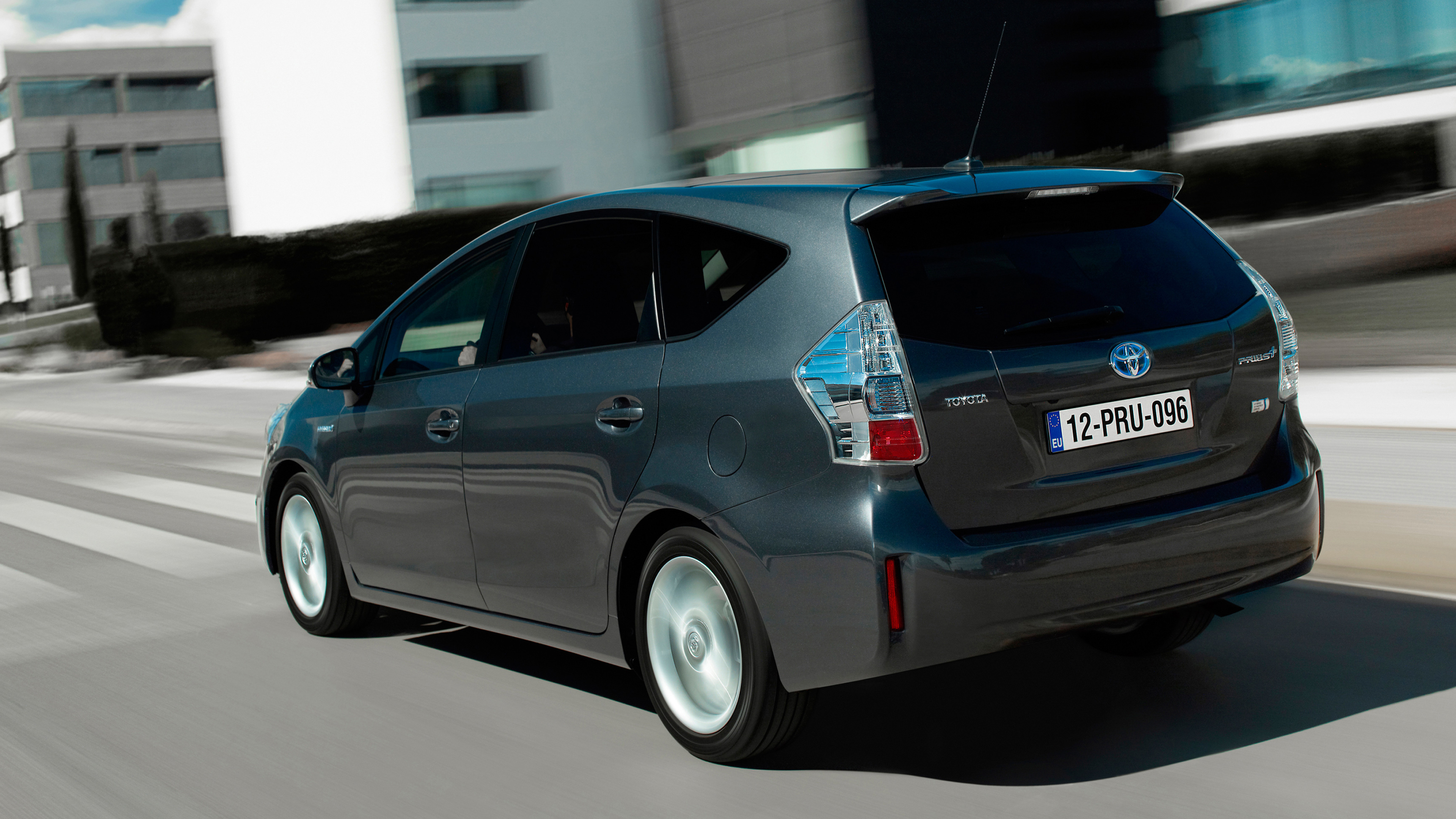 Prius+ Back View, Toyota Prius Wallpaper, 3840x2160 4K Desktop