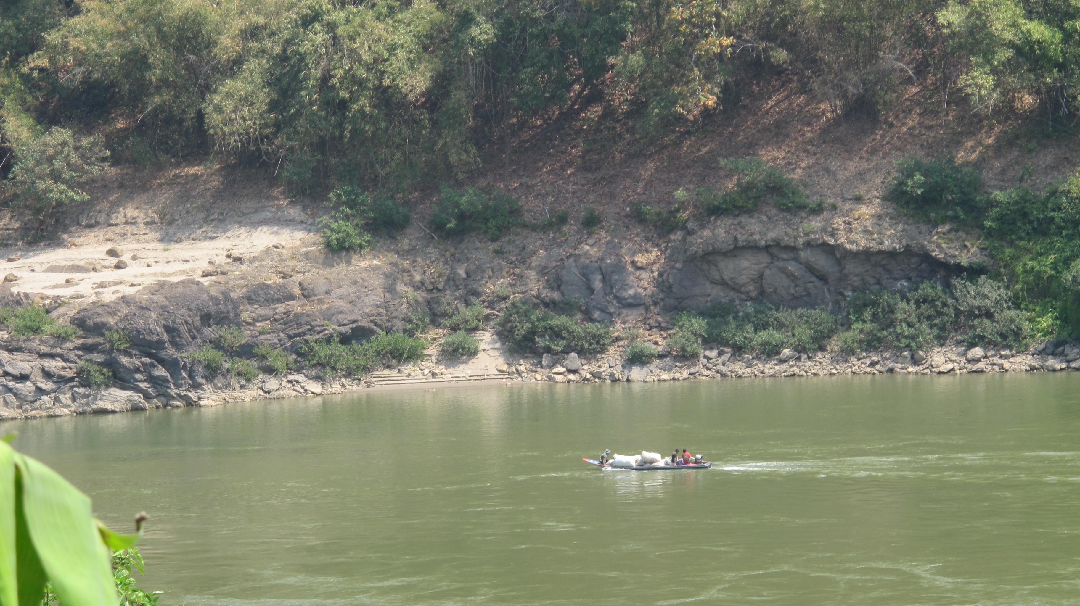 Salween River, Environmental advocacy, Chinese ownership, Conservation efforts, 3650x2050 HD Desktop