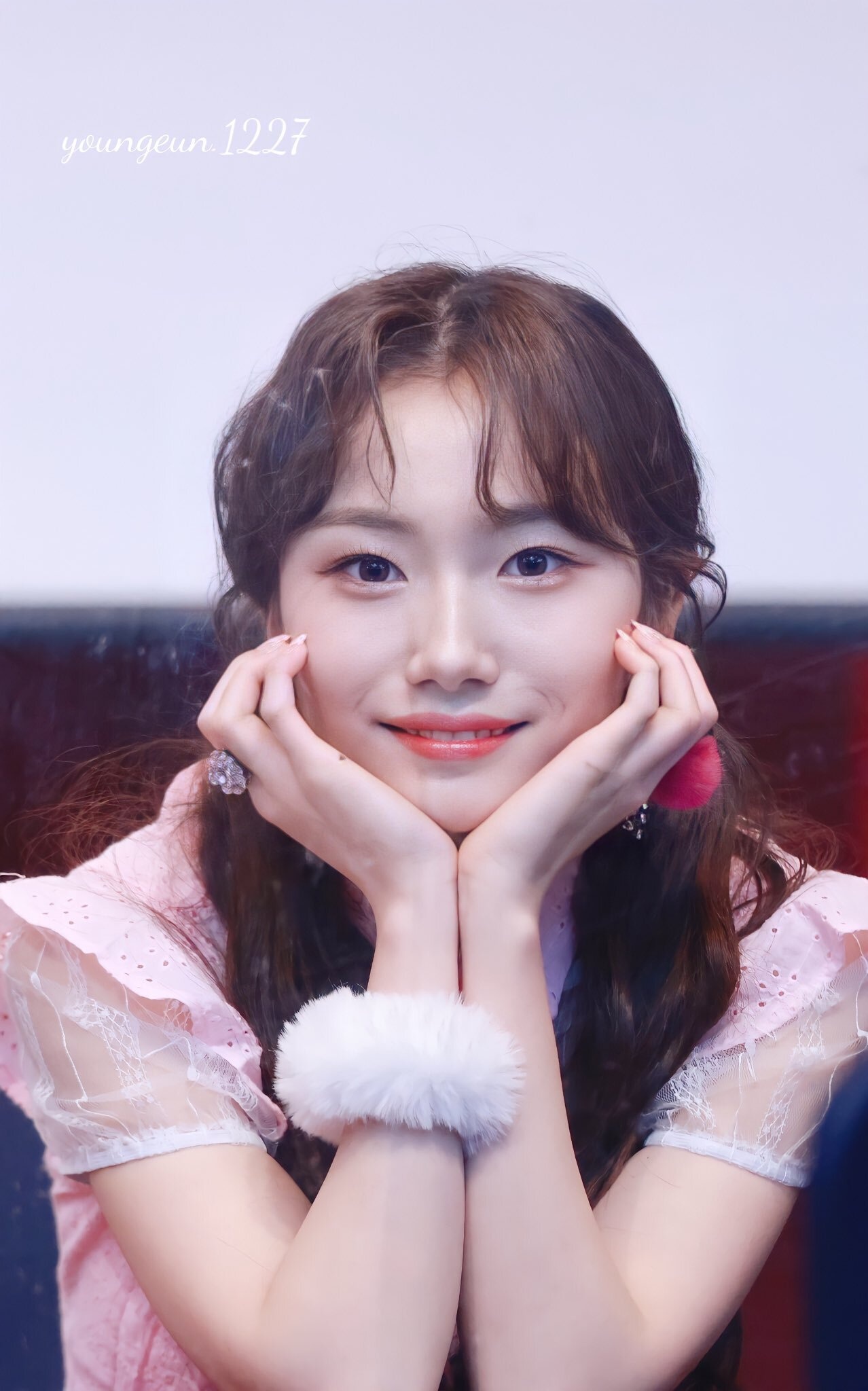 Kep1er Youngeun, January idol spotlight, K-pop updates, Fan community, 1280x2050 HD Phone
