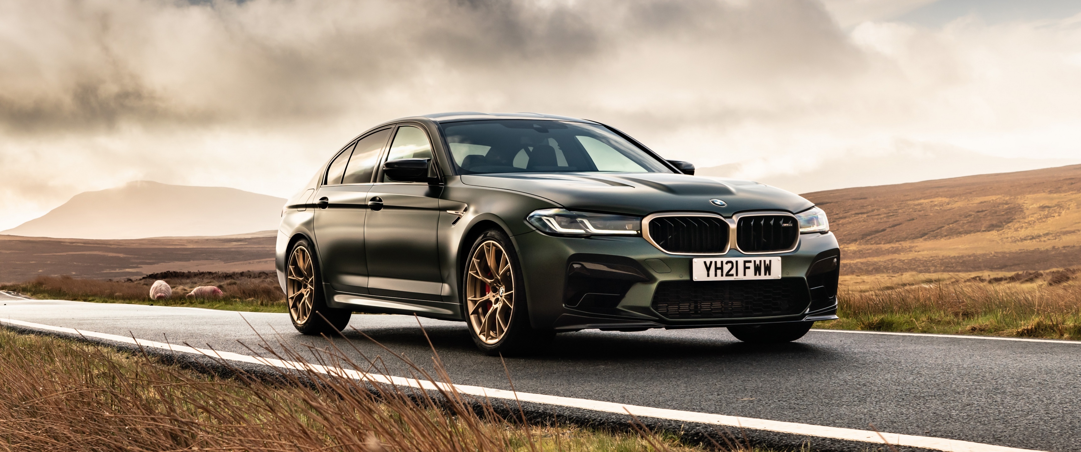 BMW M5 CS, YH21 FWW, rural moorland road, Dual Screen Desktop wallpaper