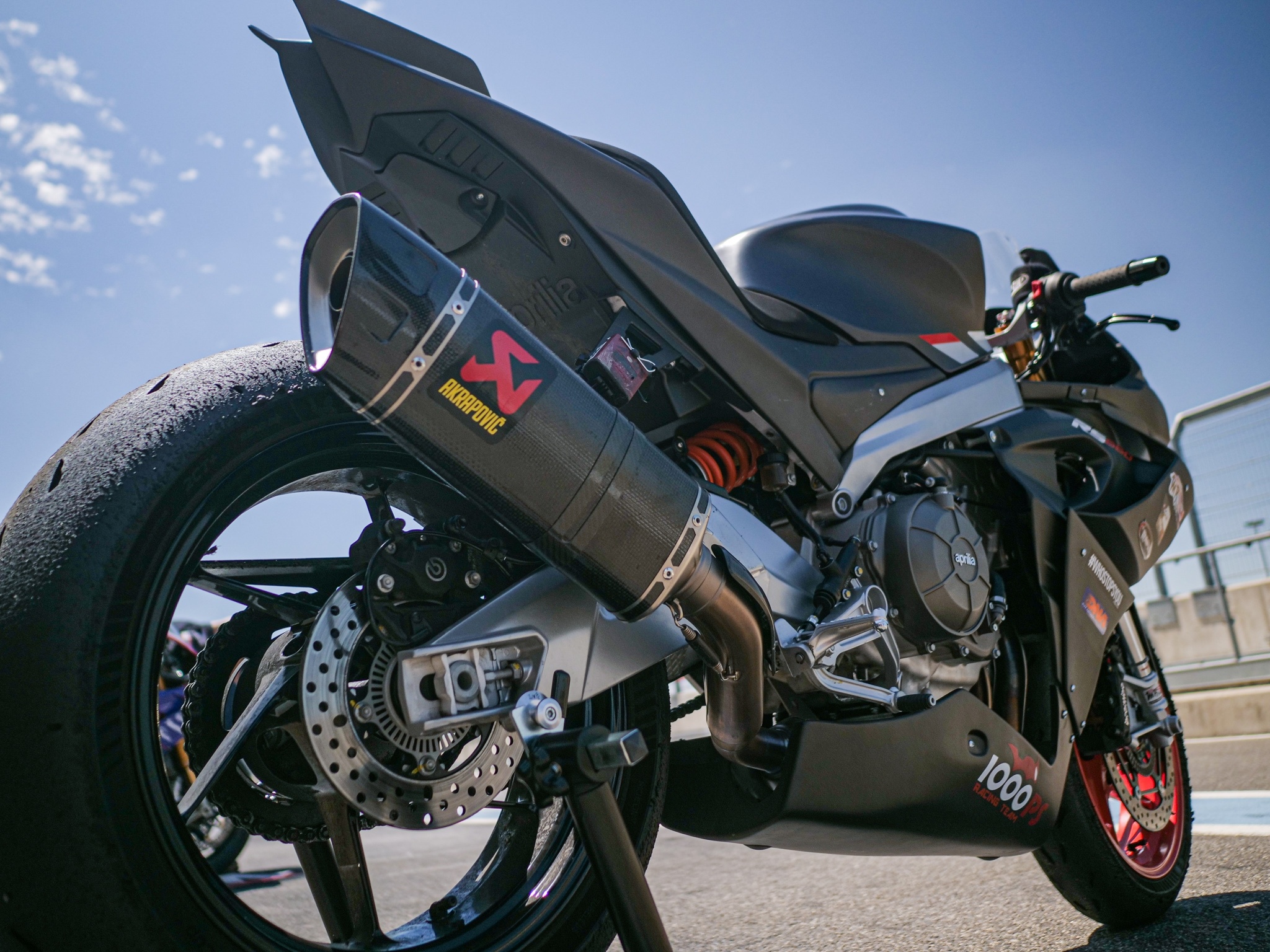 Aprilia RS 660, Trackday tune-up, High-performance beast, Speed and agility, 2050x1540 HD Desktop
