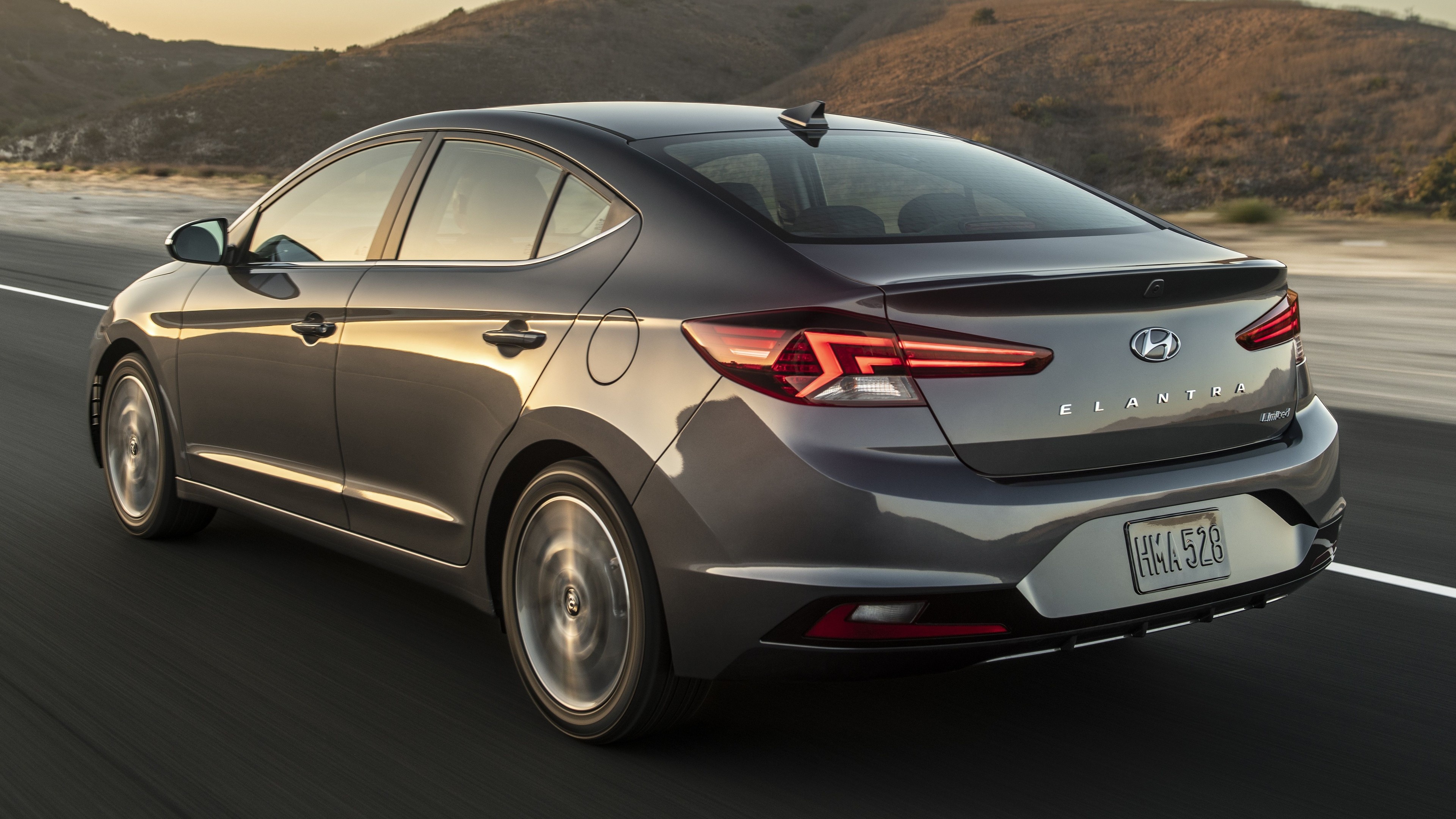 Hyundai Elantra, Sleek compact car, Fuel-efficient, Advanced technology, 3840x2160 4K Desktop